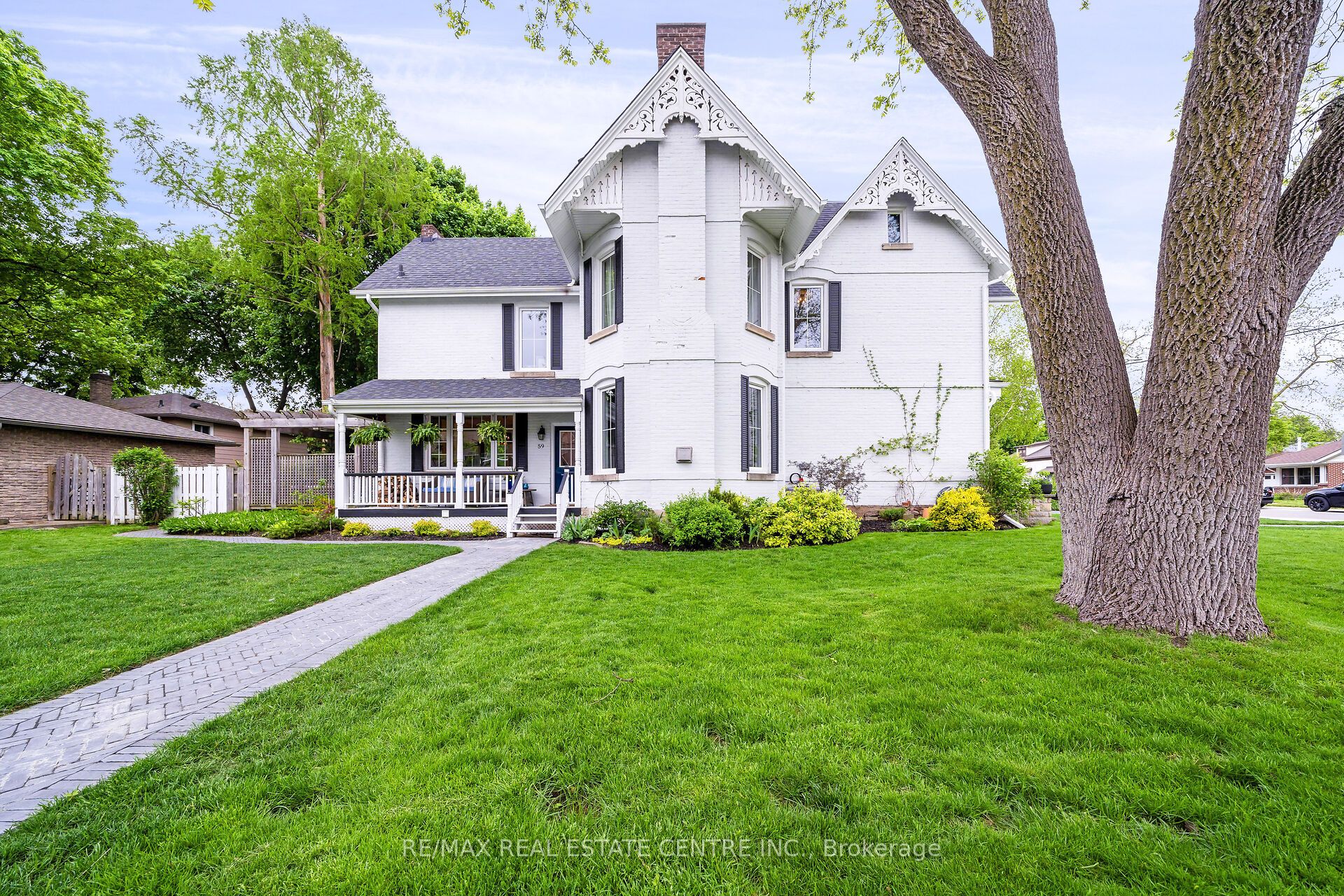 11 Church Street, Halton Hills, ON L7G 2A4 photo 4