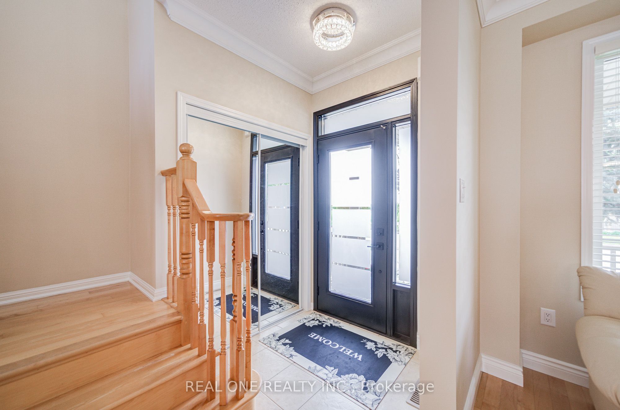 739 Philbrook Drive, Milton, ON L9T 0E9 photo 5