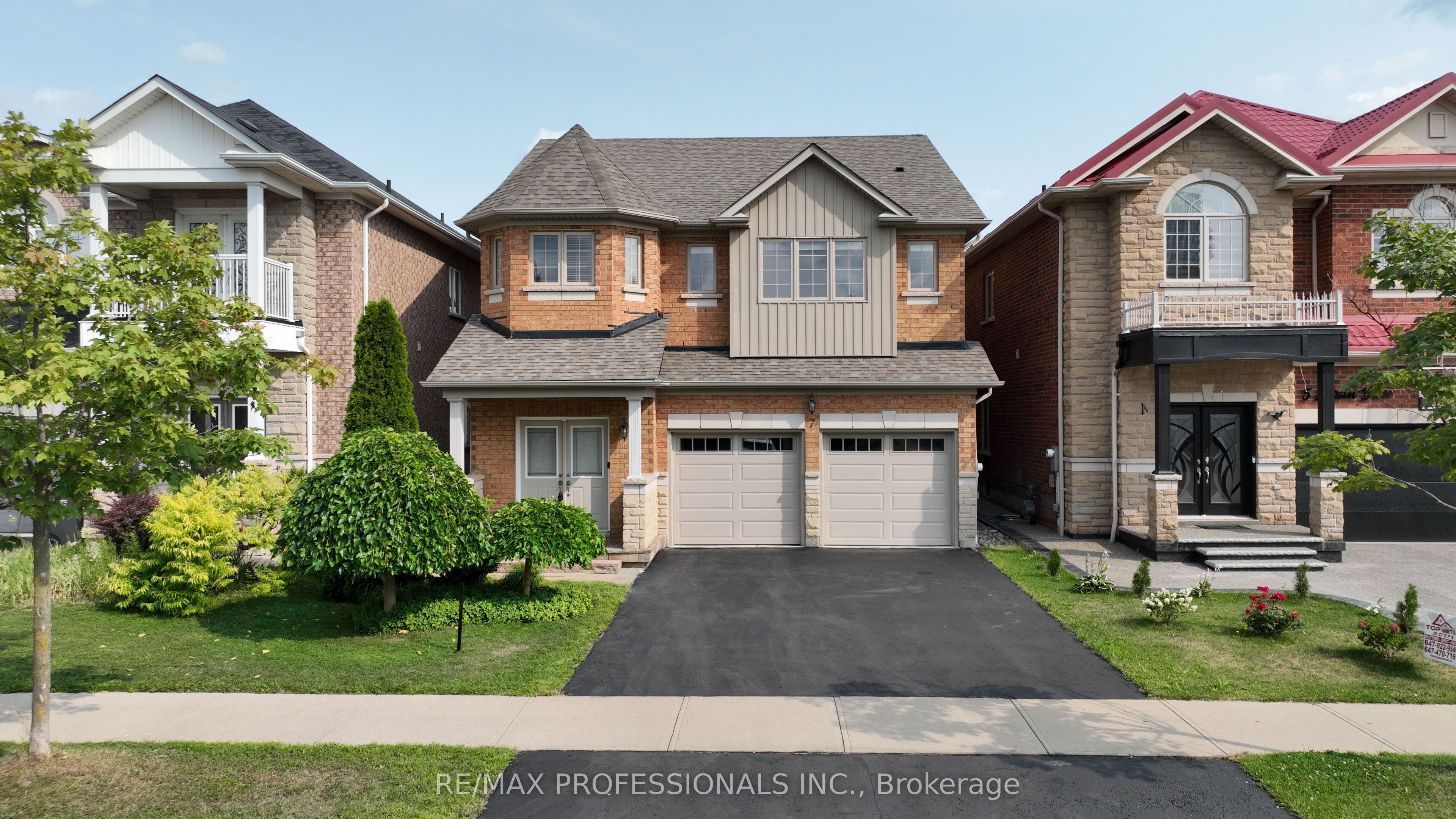7 Iverson Drive, Brampton, ON L6X 0P4
