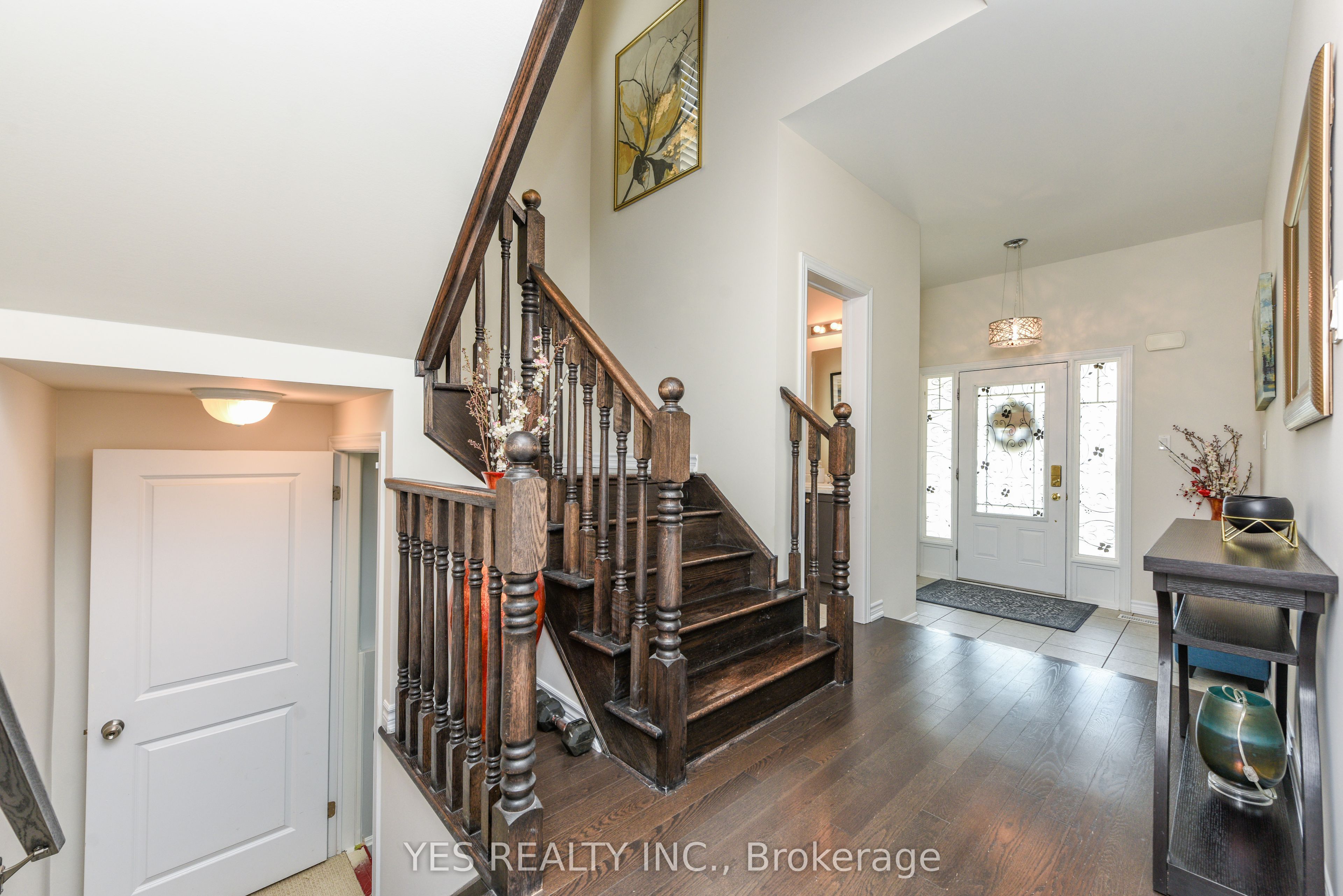 10 Masken Circle, Brampton, ON L7A 4J2 photo 4