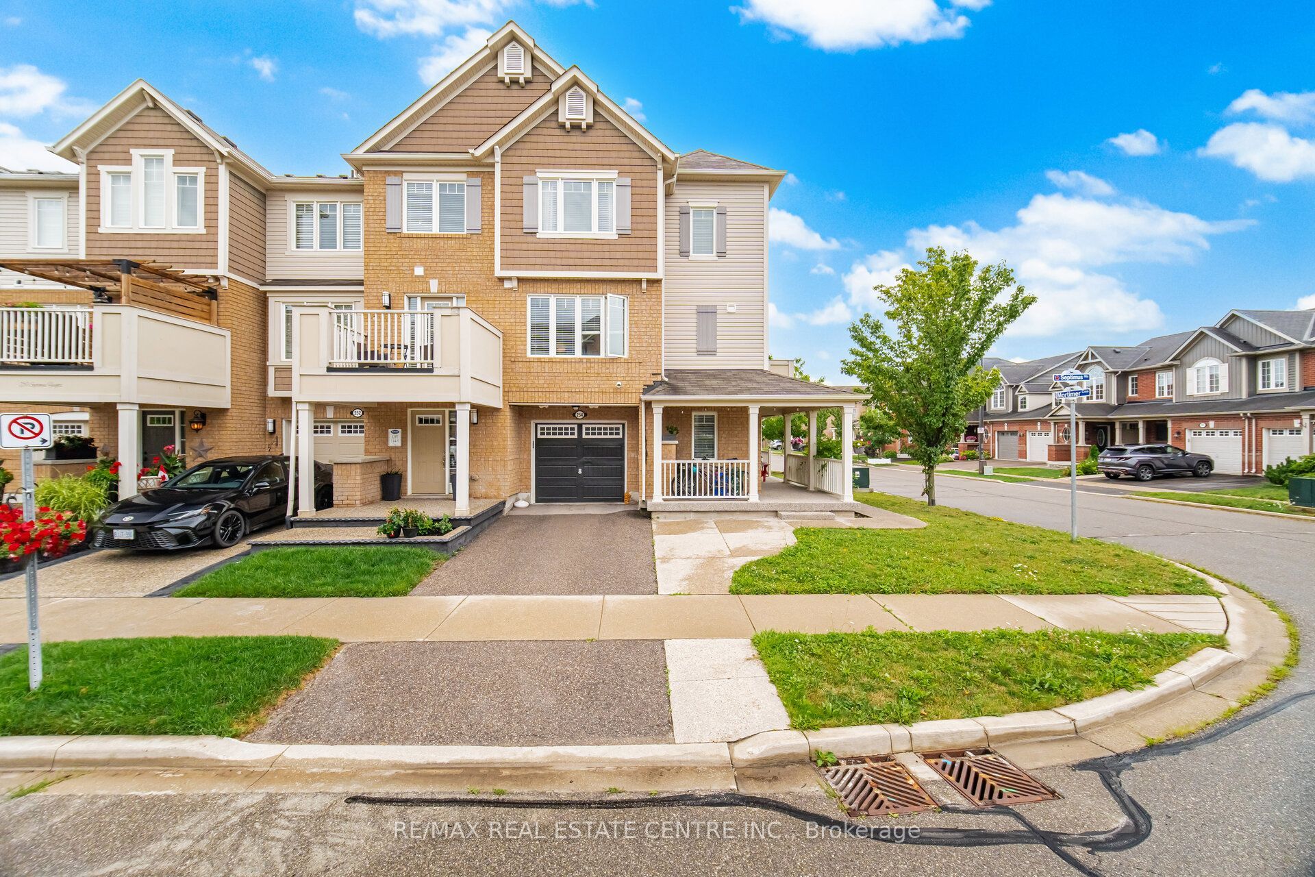 254 Septimus Heights, Milton, ON L9T 8N6 photo 2