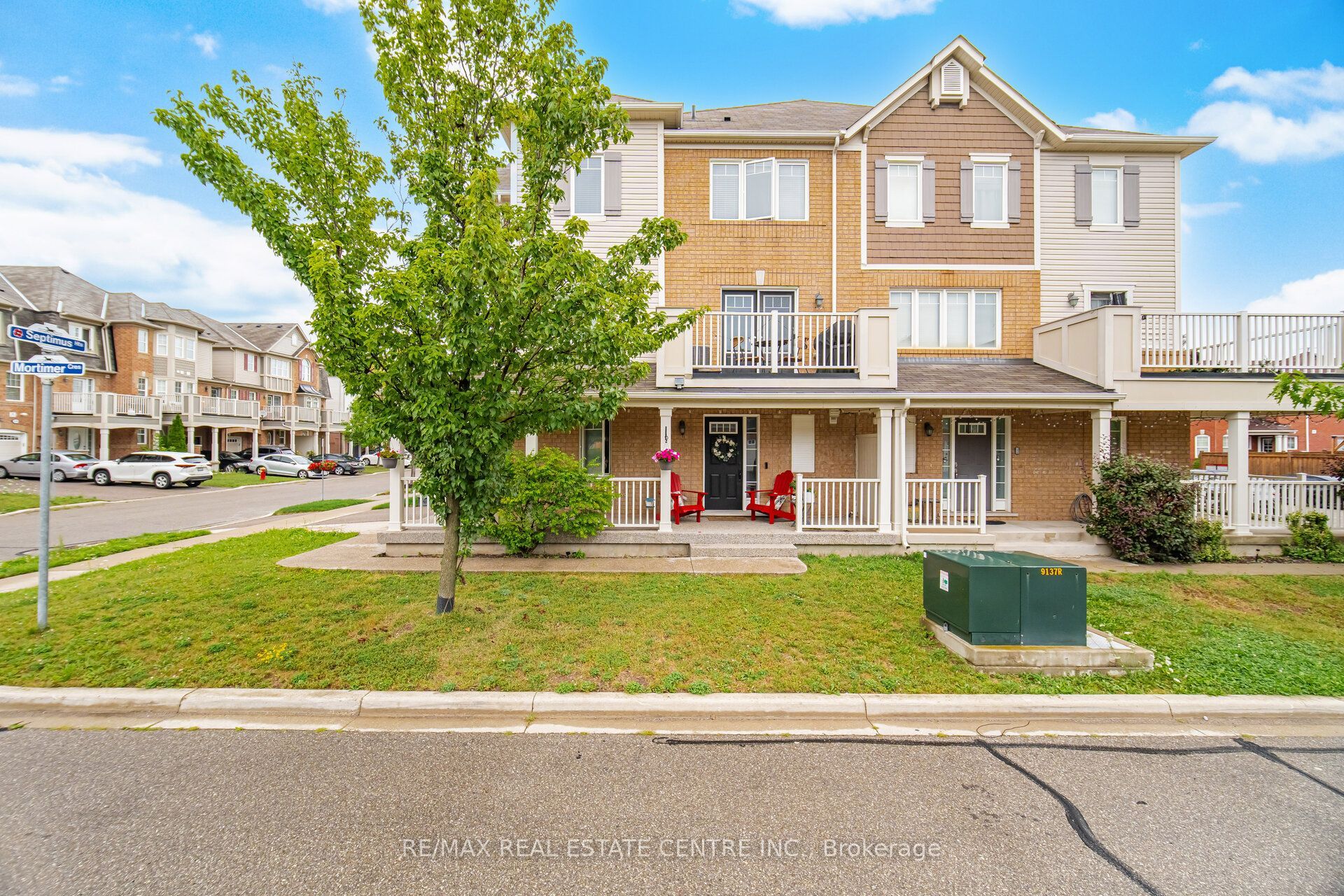 254 Septimus Heights, Milton, ON L9T 8N6 photo 4