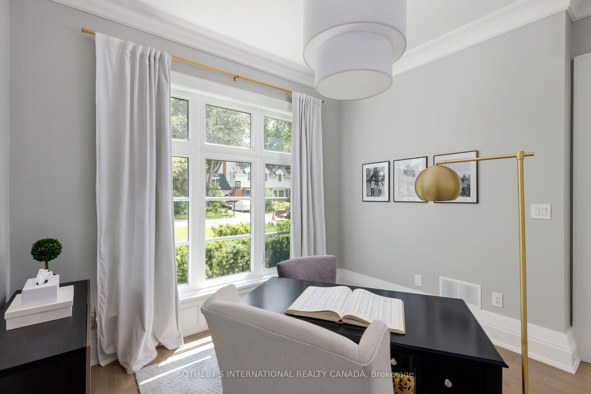 2B Fairway Road, Toronto, ON M9A 5E9 photo 4