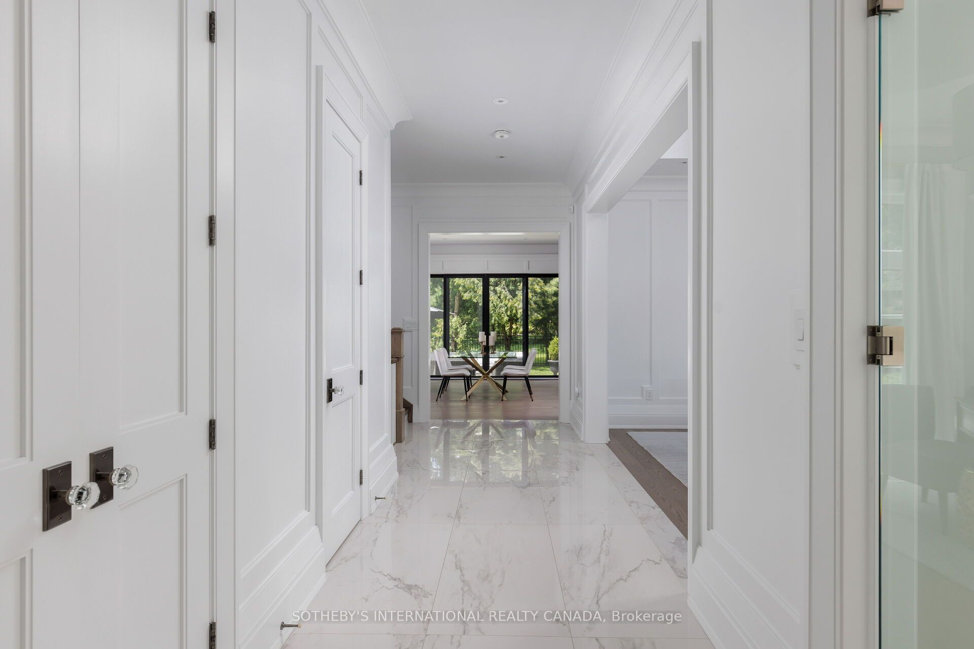 2B Fairway Road, Toronto, ON M9A 5E9 photo 5