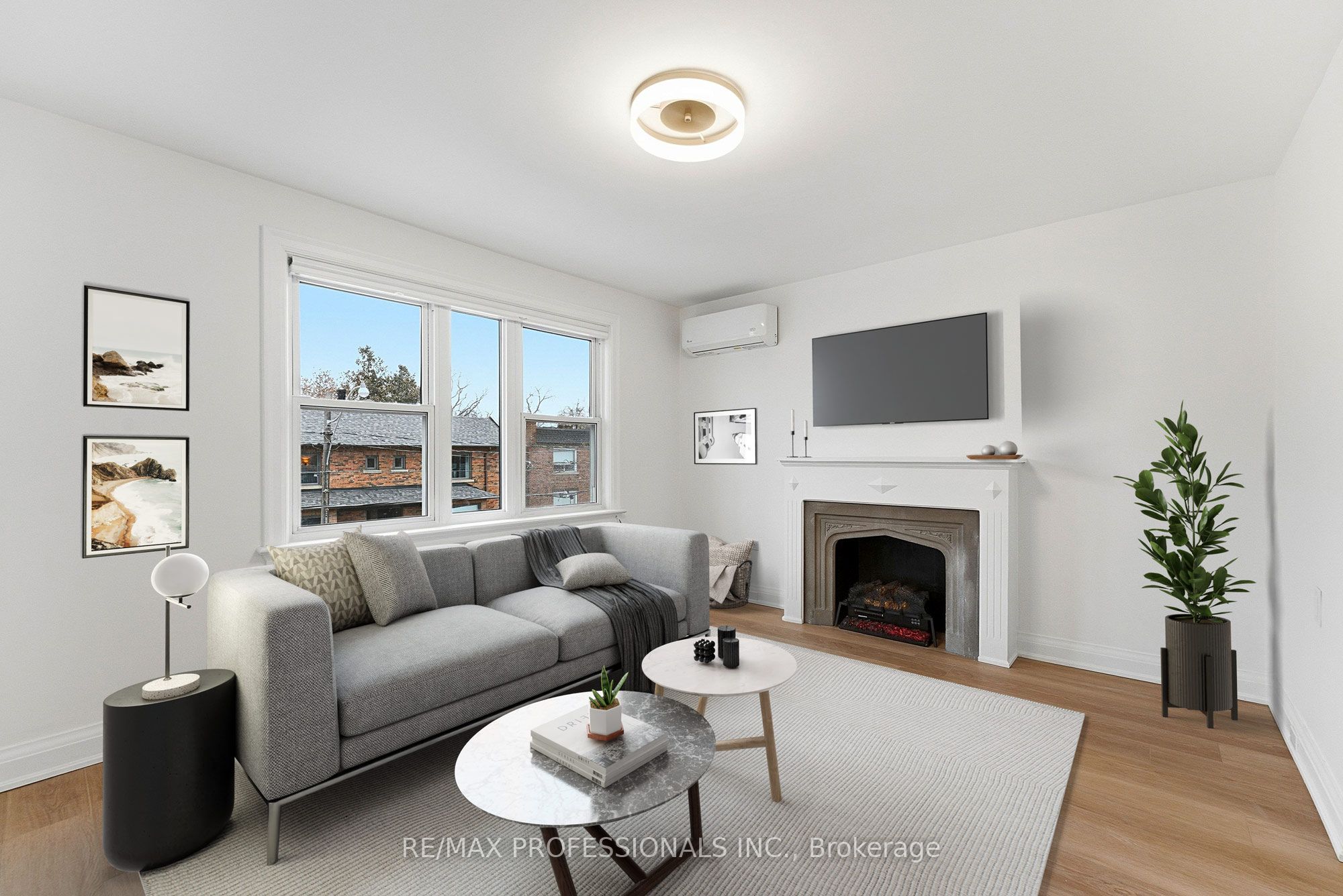 308 Jane Street Upper, Toronto, ON M6S 3Z4 photo 2