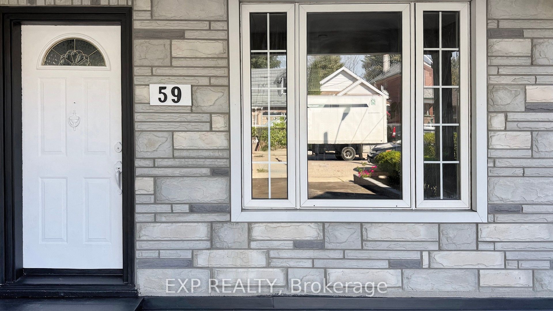 59 Vanevery Street, Toronto, ON M8V 1Y5 photo 3