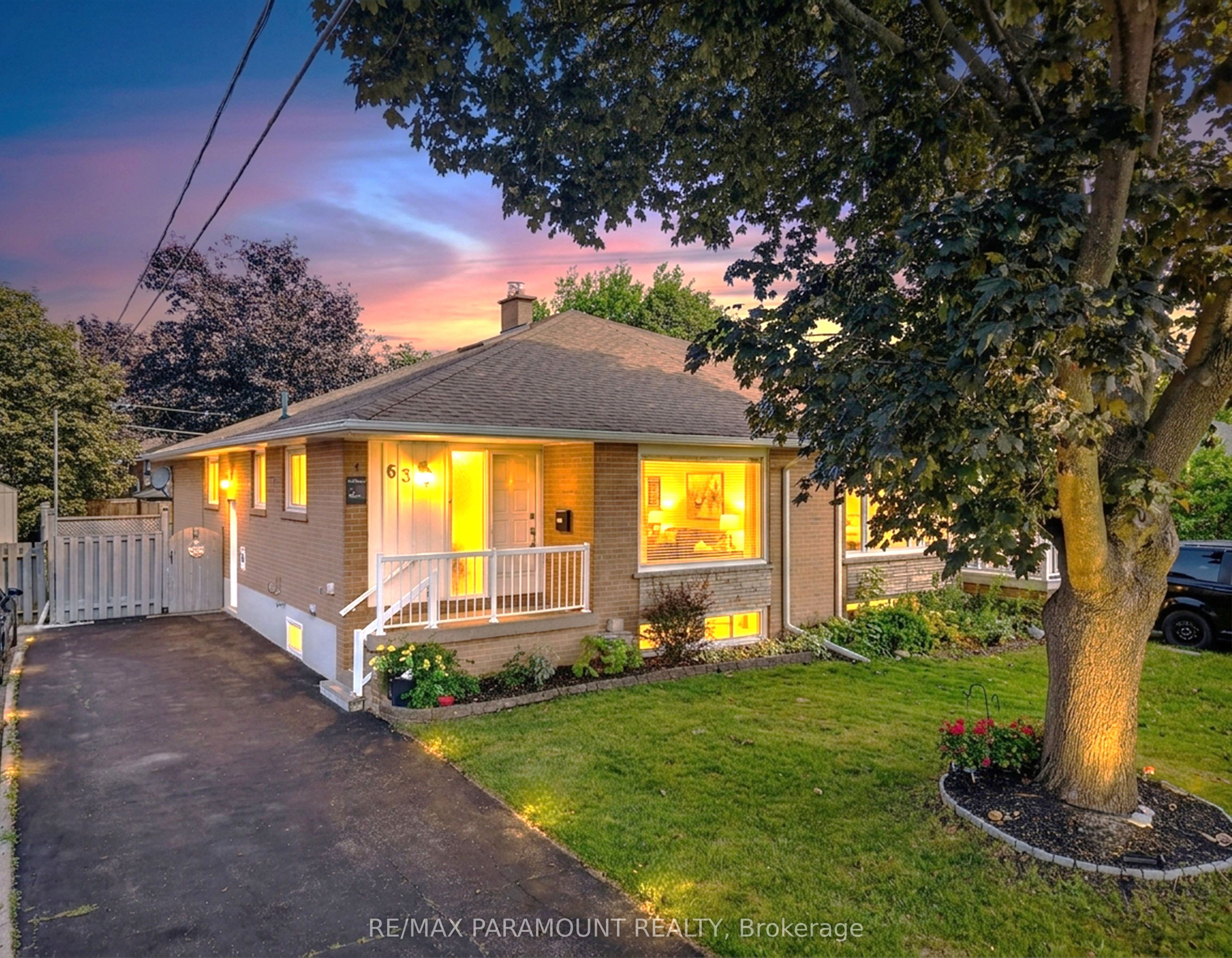63 Argyle Crescent, Brampton, ON L6T 1M9 photo 2