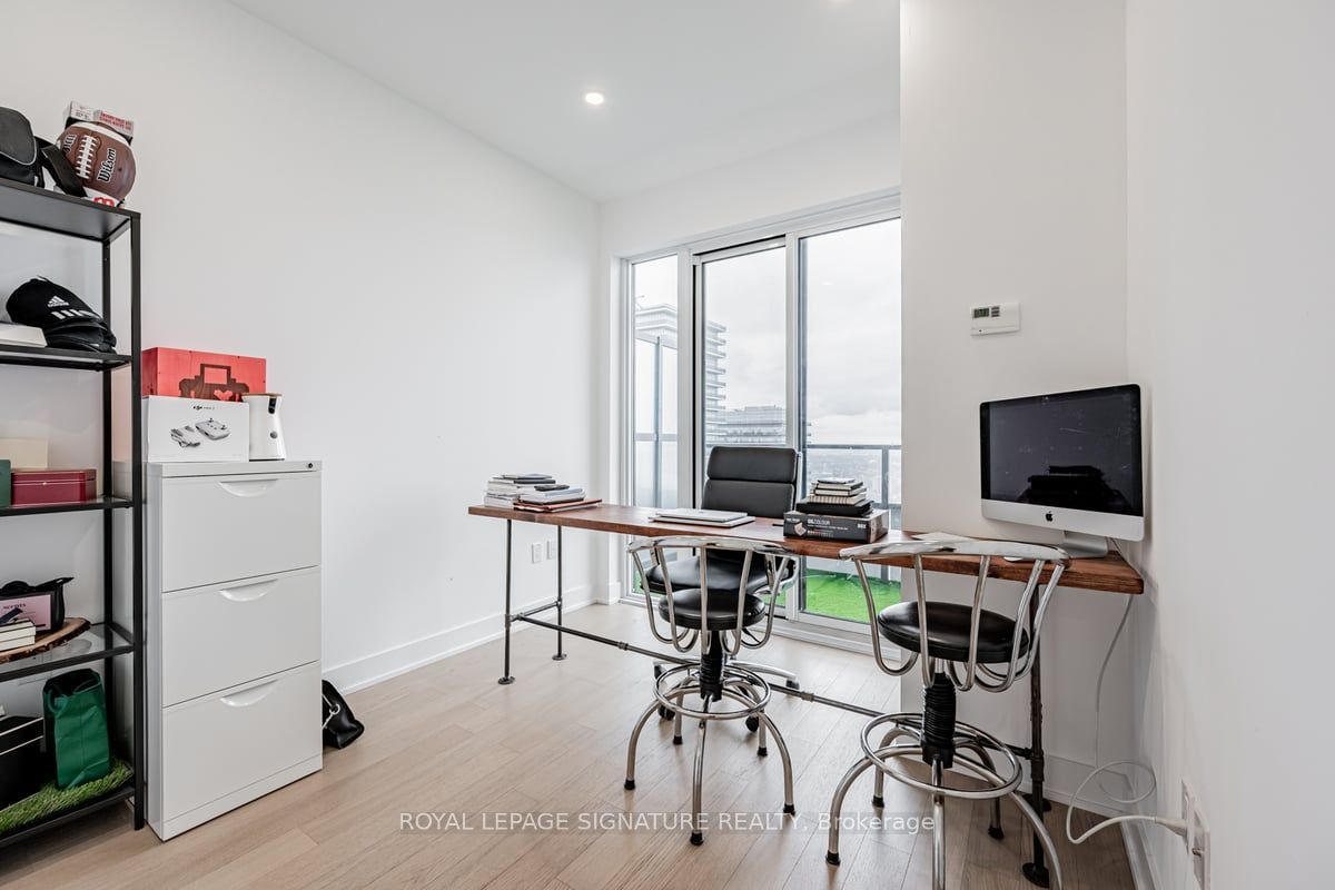 20 Shore Breeze Drive LPH05B, Toronto, ON M8V 1A1 photo 2