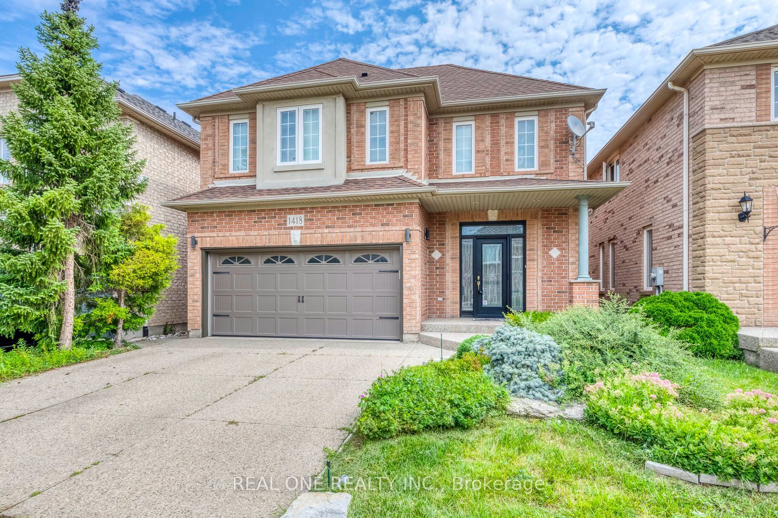 1418 Gulledge Trail, Oakville, ON L6M 3Z9 photo 3