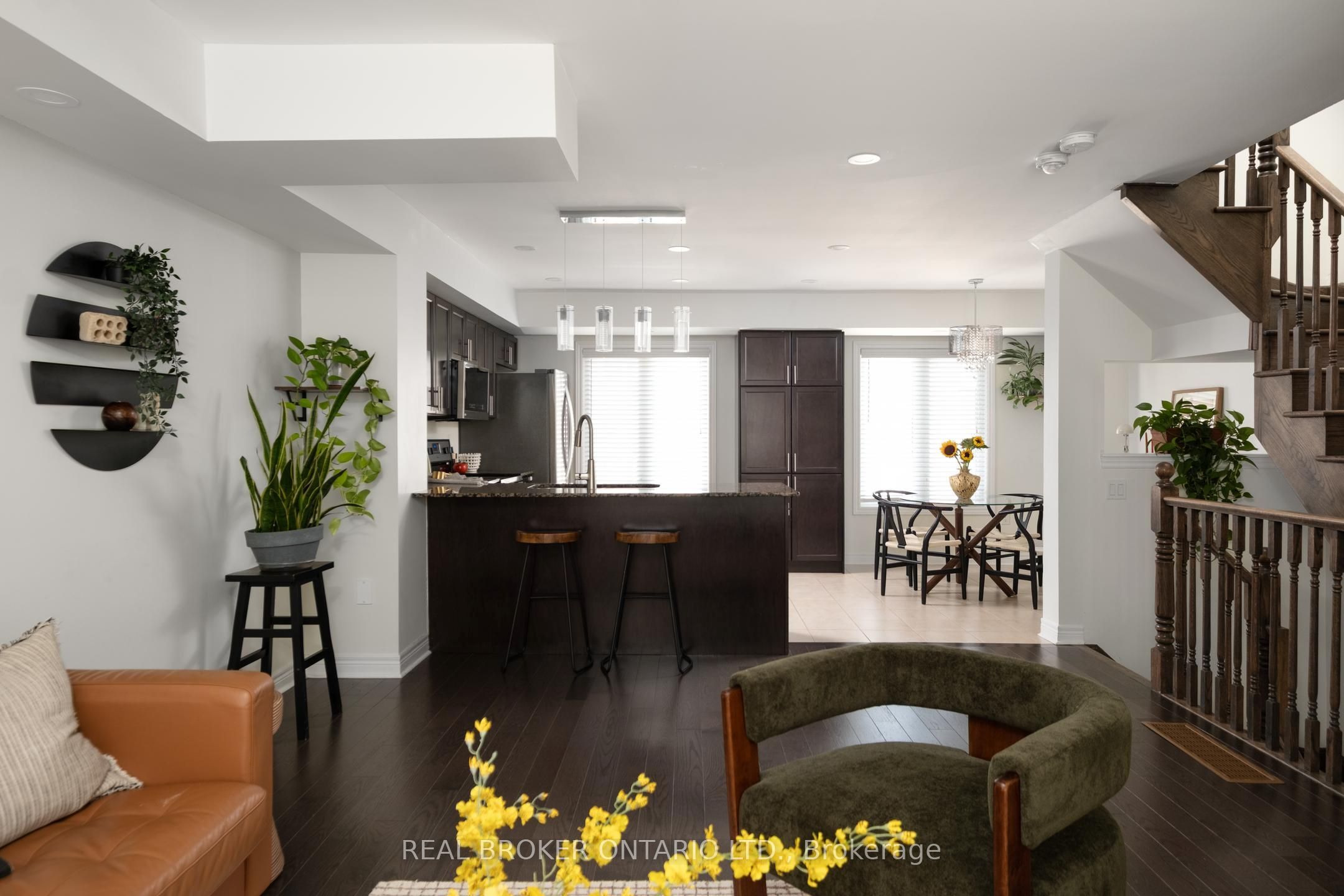2280 Baronwood Drive 81, Oakville, ON L6M 4Z5 photo 2