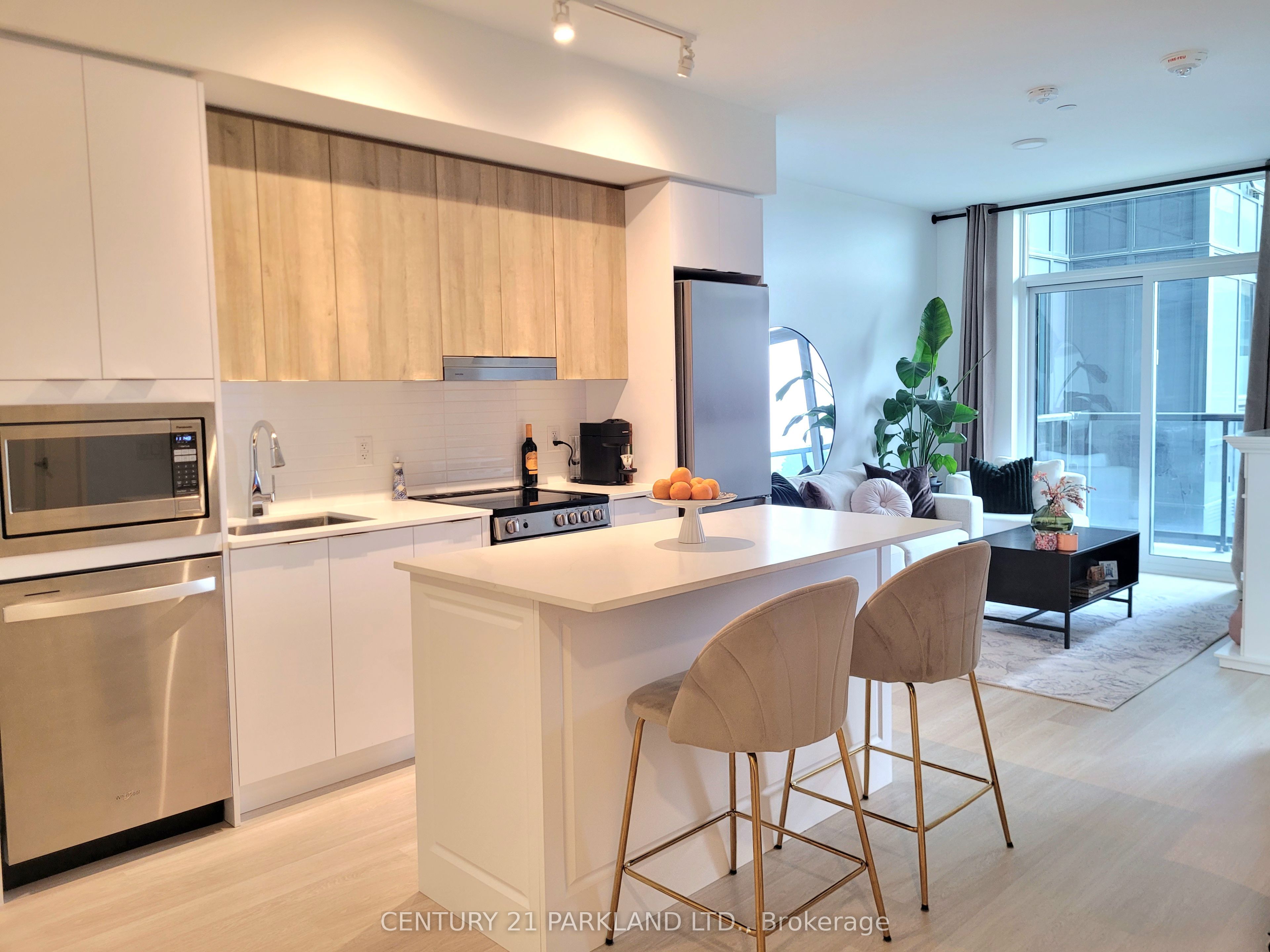 5105 Hurontario Street 401, Mississauga, ON L4Z 3X7 photo 5