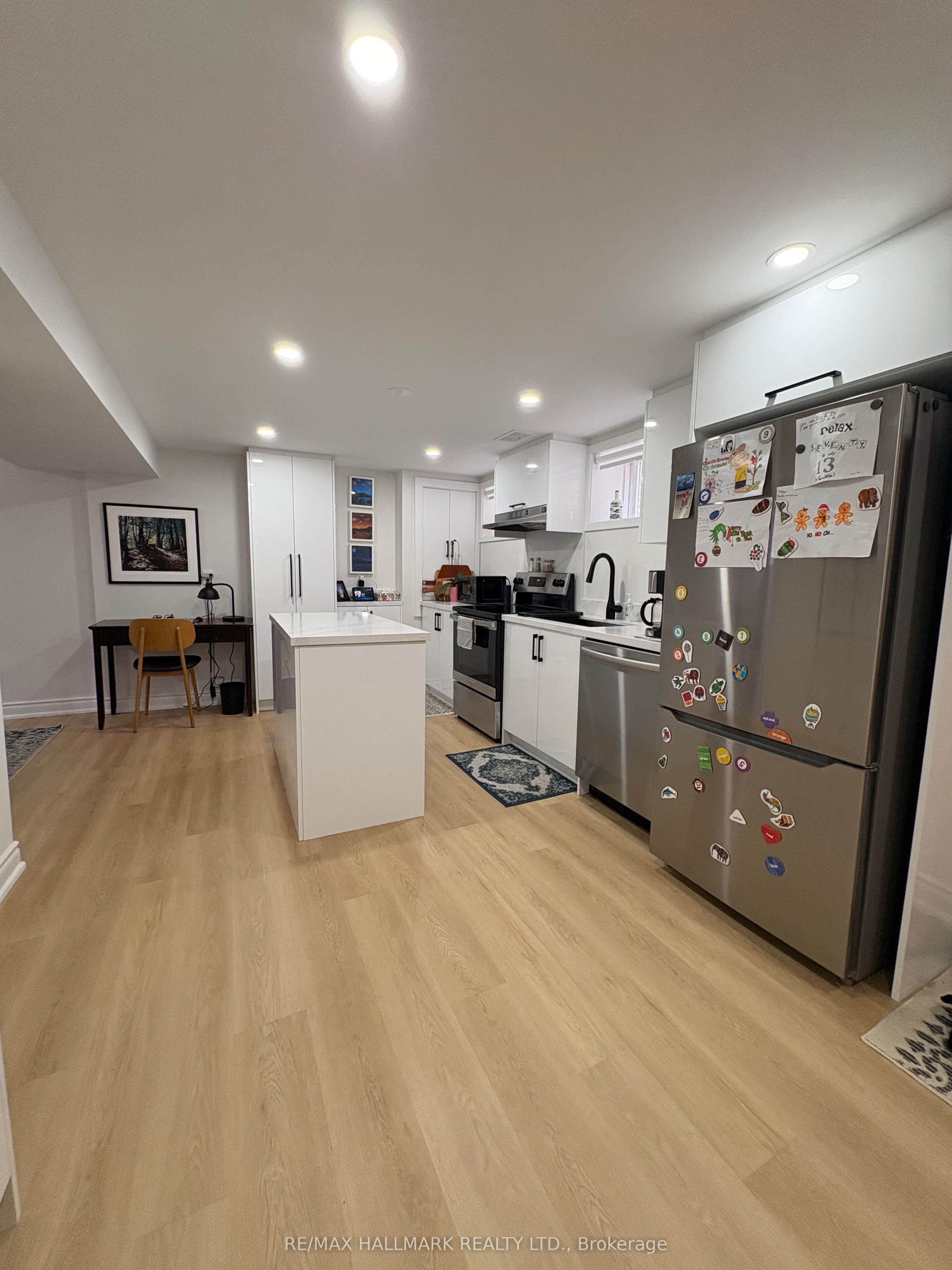 67 Saskatoon Drive LOWER, Toronto, ON M9P 2G1 photo 3