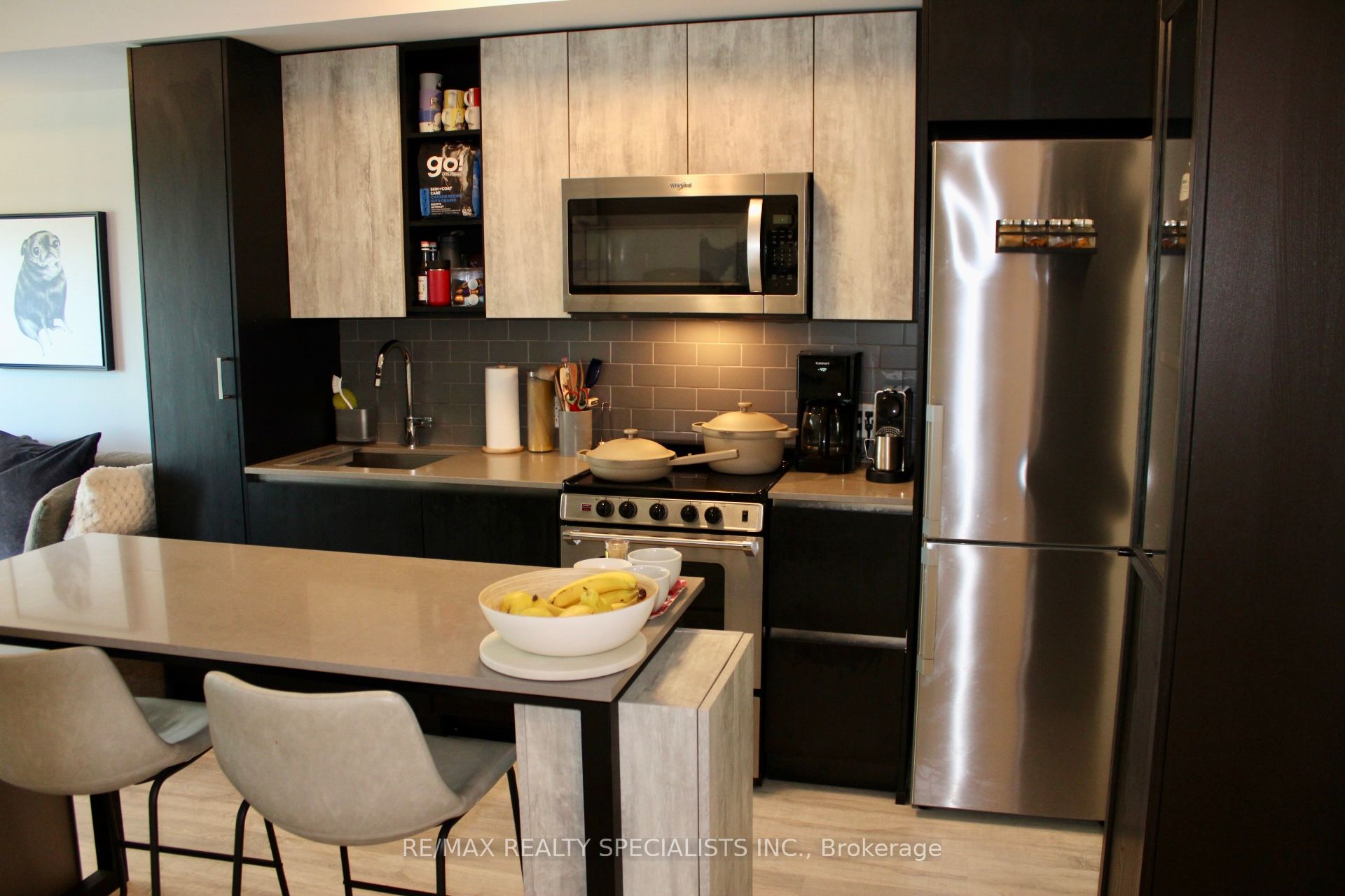 251 Manitoba Street 809, Toronto, ON M8Y 0C7 photo 3