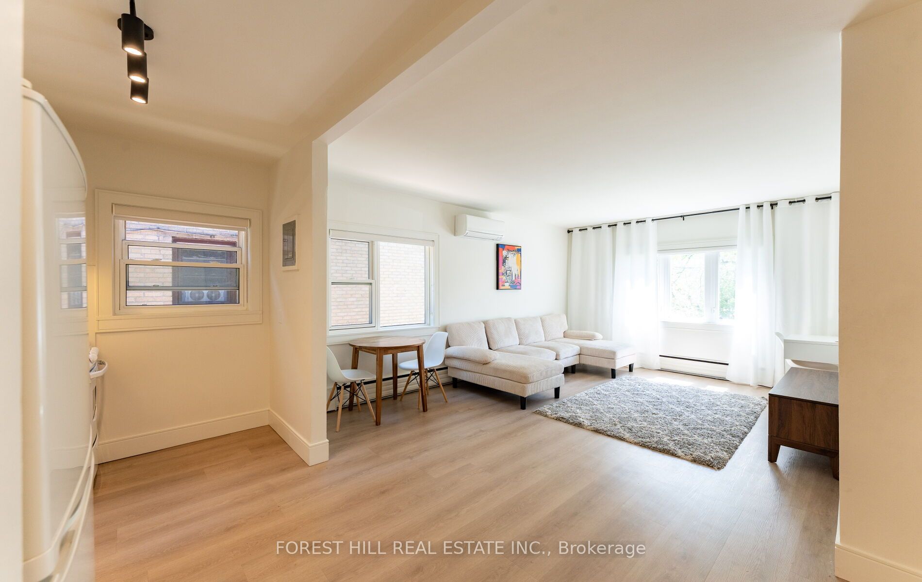 8 Victoria Street 5, Toronto, ON M8V 1M6 photo 3