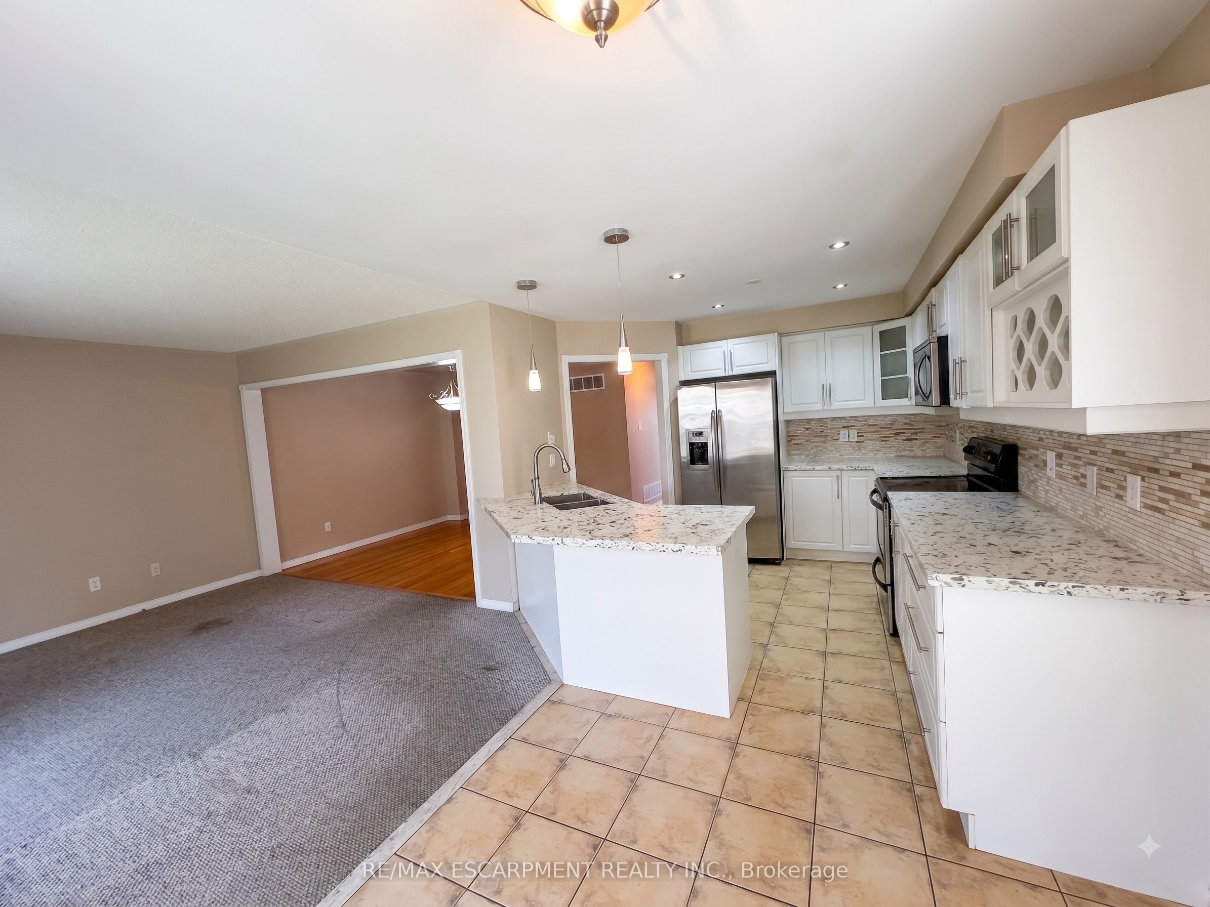 56 Peachleaf Crescent, Brampton, ON L7A 2B4 photo 5