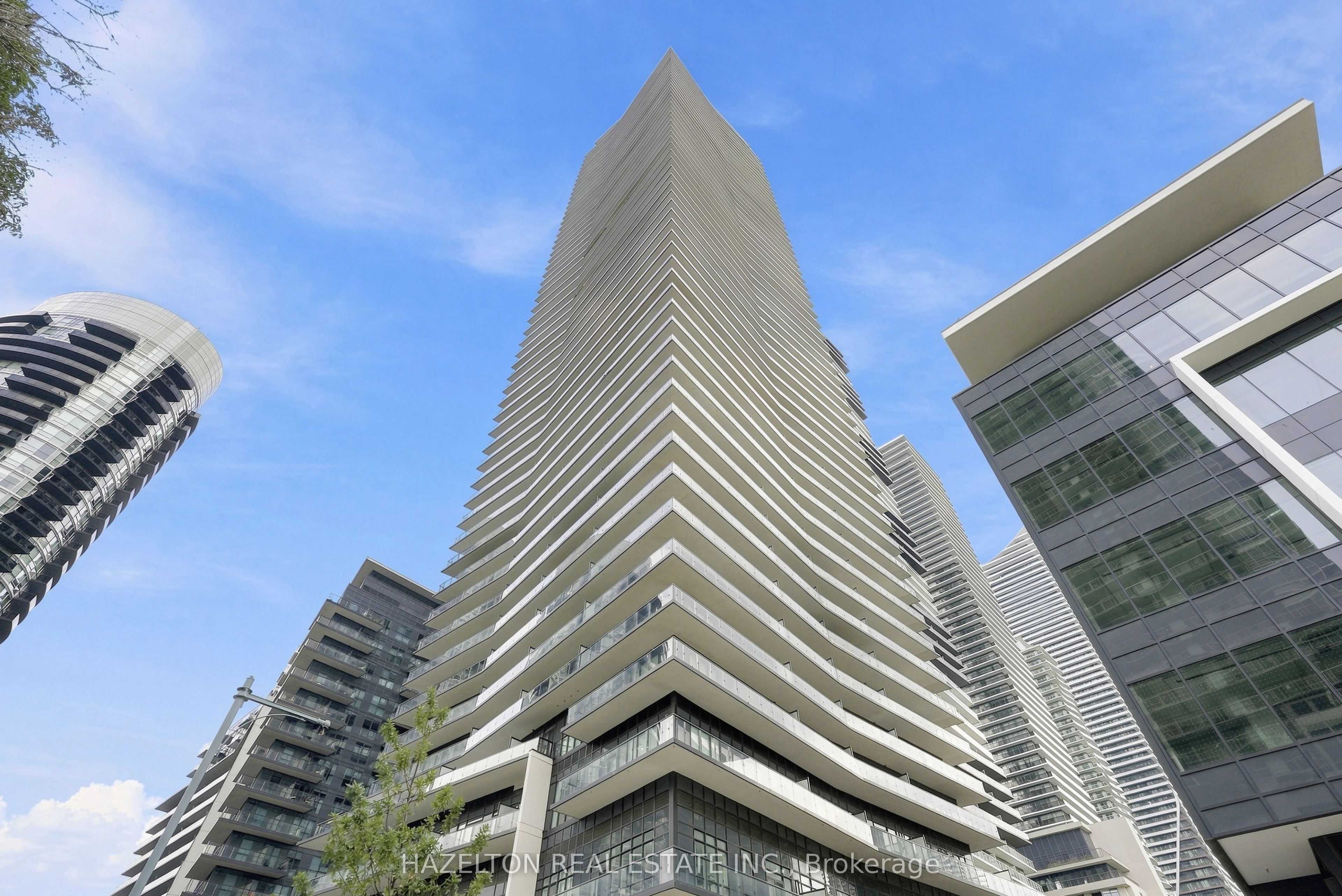 38 Annie Craig Drive 4201, Toronto, ON M8V 0G9 photo 3