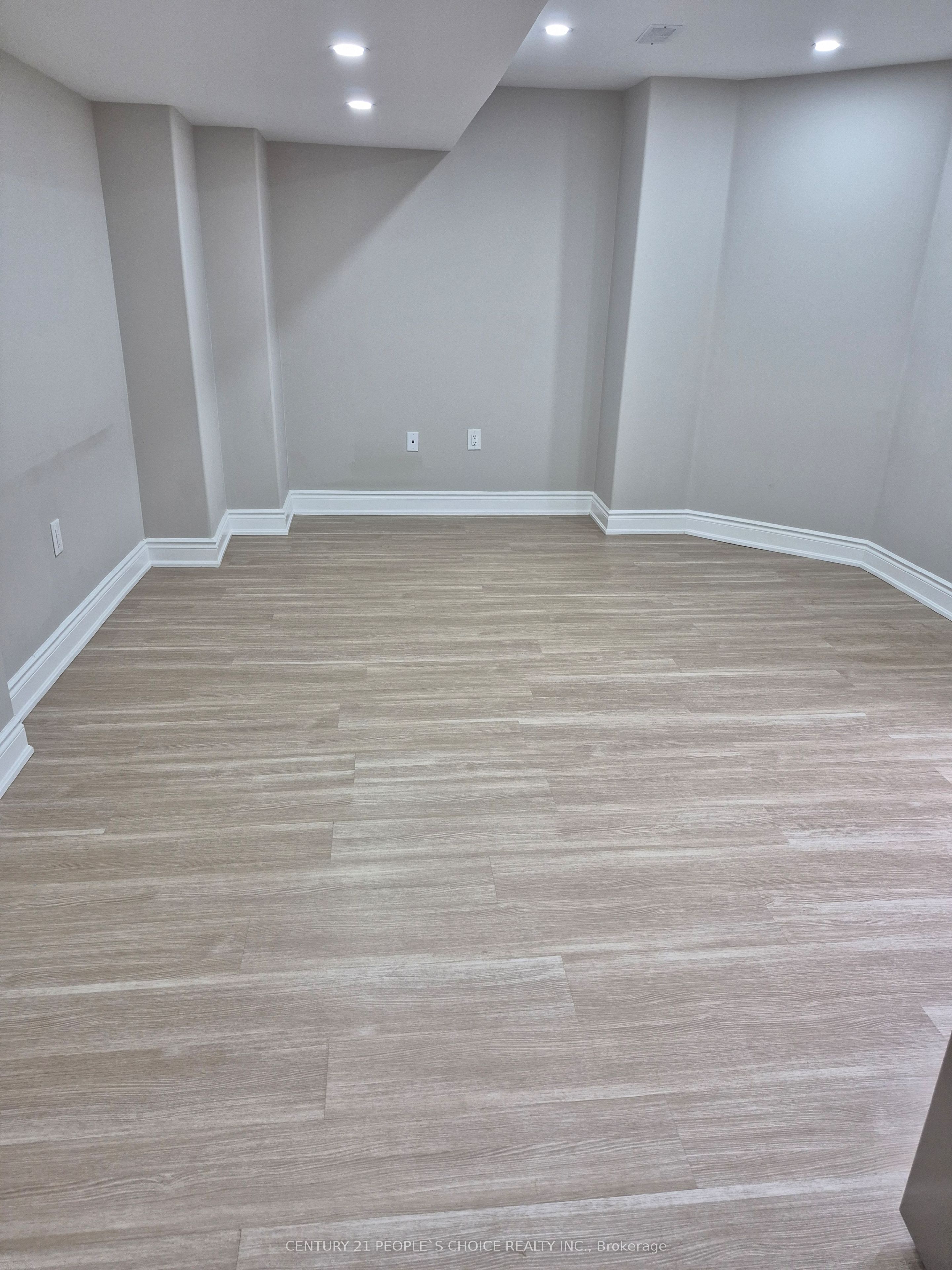 162 Valleyway Drive BSMNT, Brampton, ON L6X 0N3 photo 5