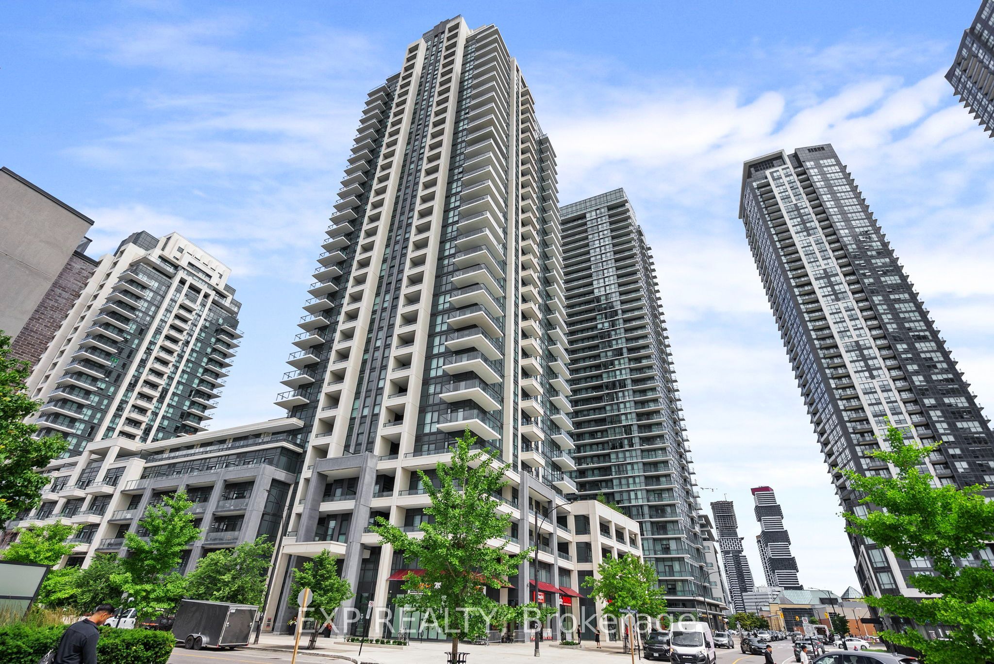 4055 Parkside Village Drive 617, Mississauga, ON L5B 0K8