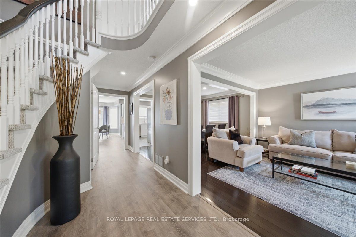 2268 Vista Oak Road, Oakville, ON L6M 3L8 photo 5
