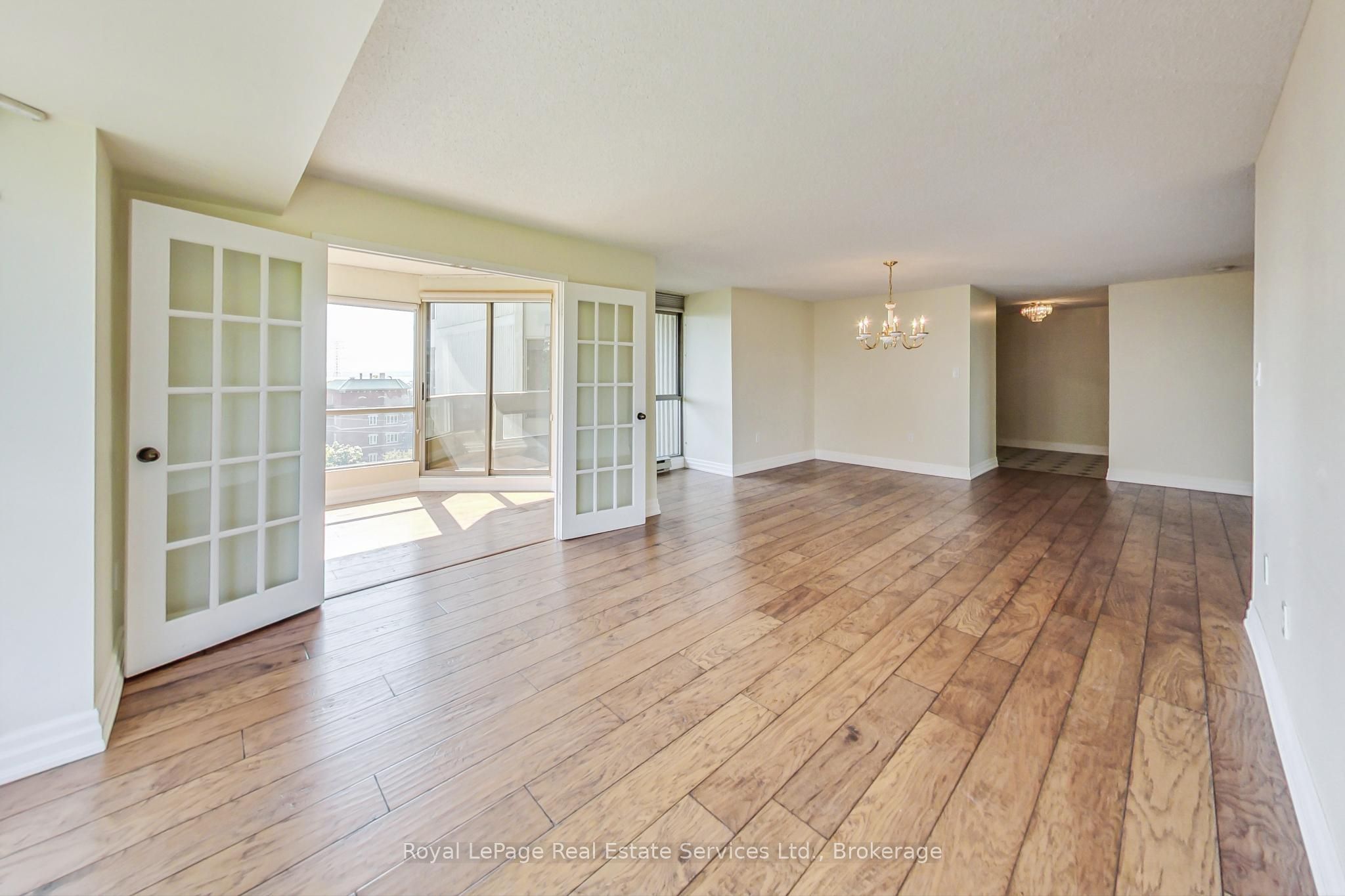 1201 North Shore Boulevard E 705, Burlington, ON L7S 1Z5 photo 4