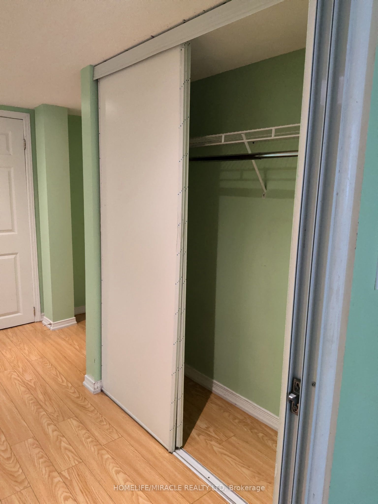 1206 Prestonwood Crescent Basement, Mississauga, ON L5V 2V3 photo 3