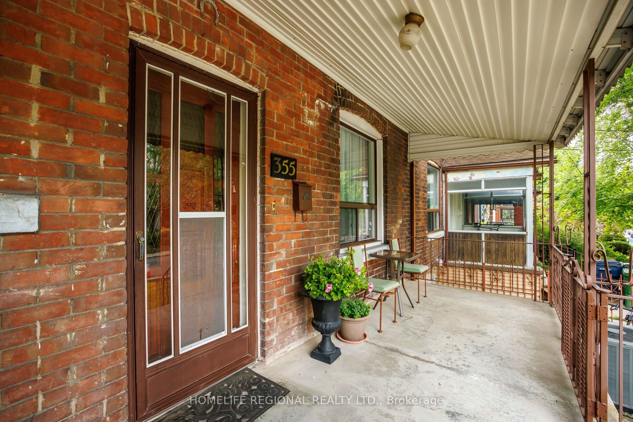 355 Delaware Avenue, Toronto, ON M6H 2T7 photo 2
