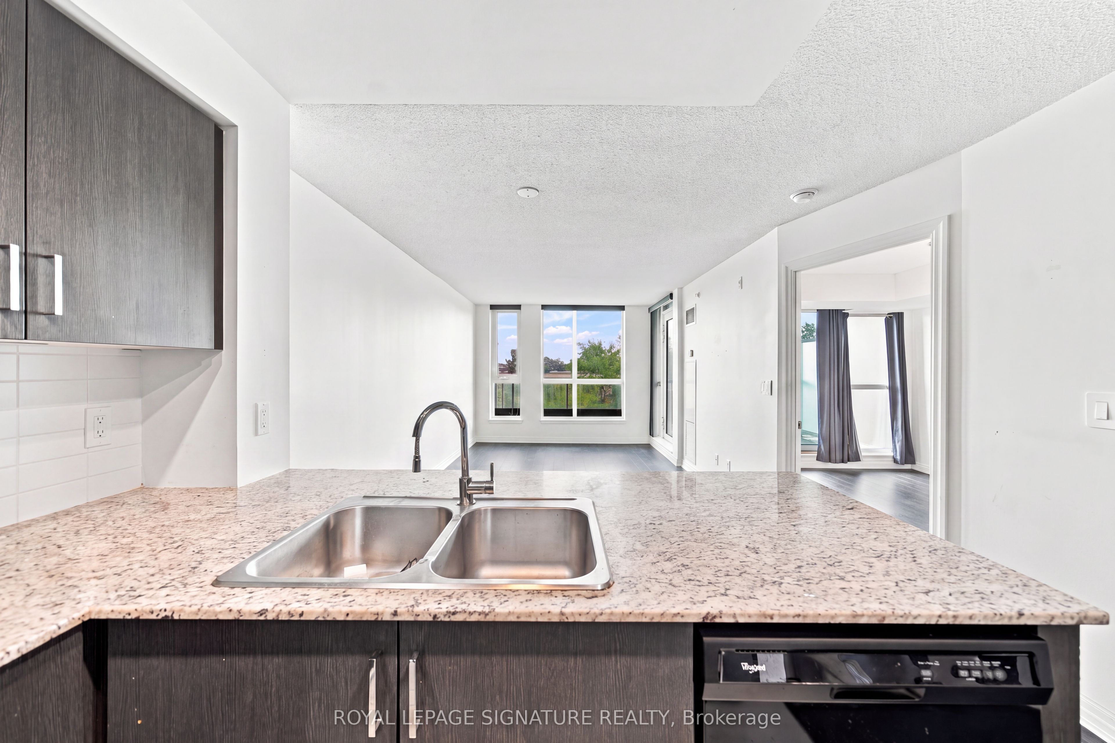80 Esther Lorrie Drive 417, Toronto, ON M9W 0C6 photo 4