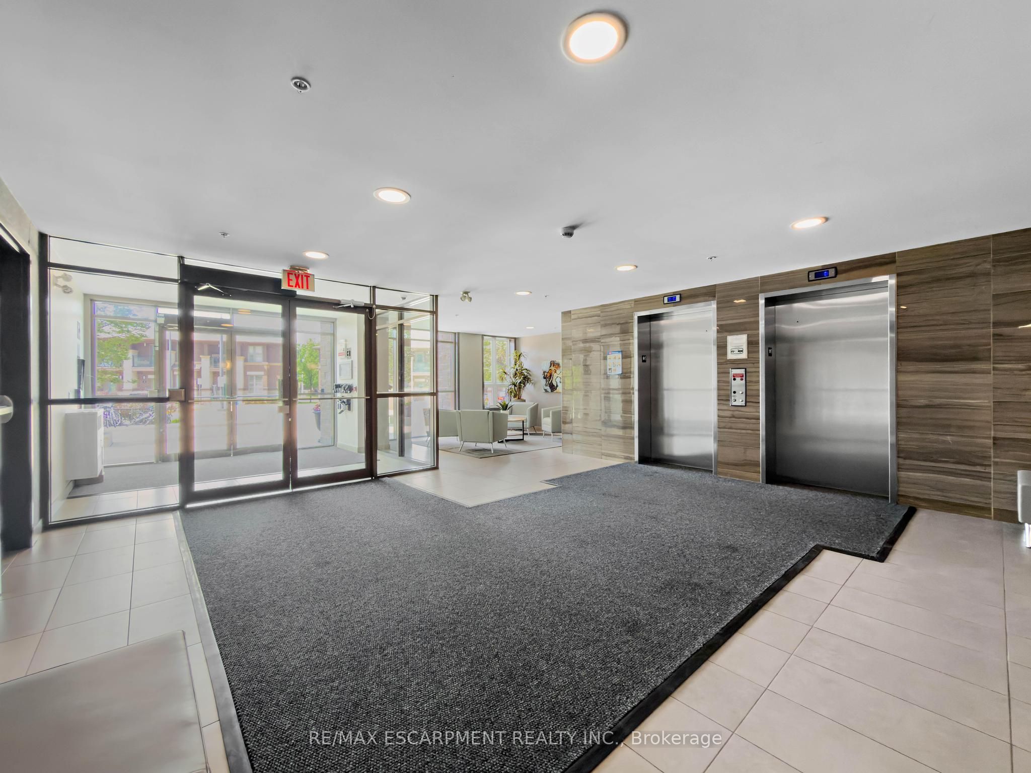 5010 Corporate Drive 109, Burlington, ON L7L 0H6 photo 5