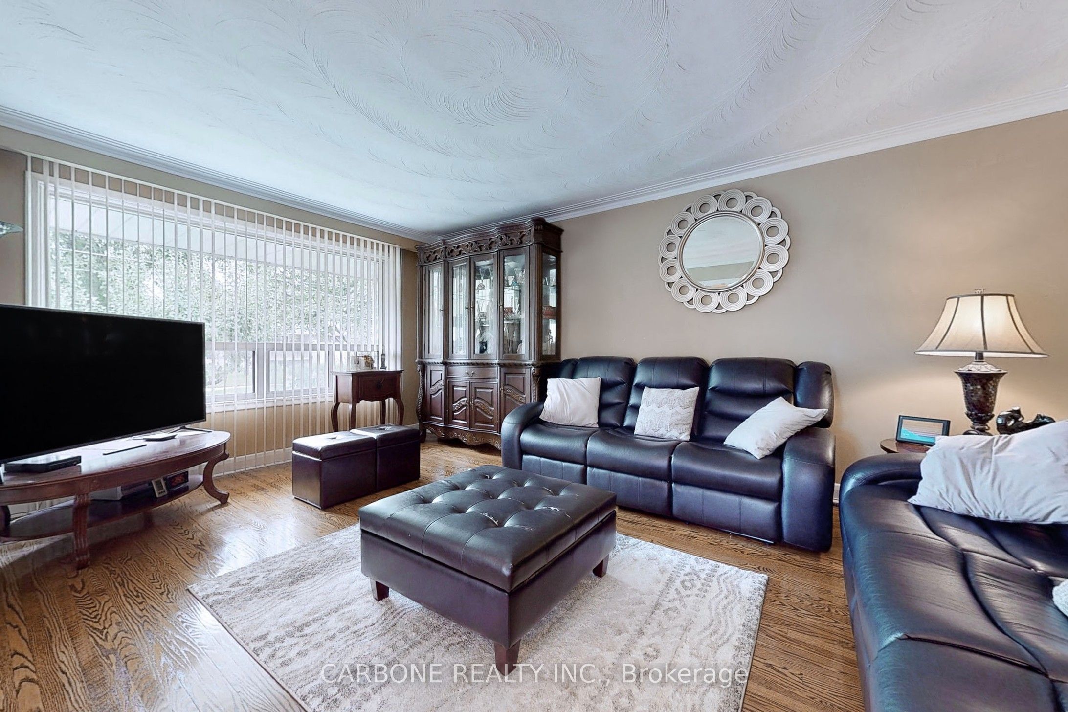 105 Hallsport Crescent, Toronto, ON M3M 2K5 photo 5