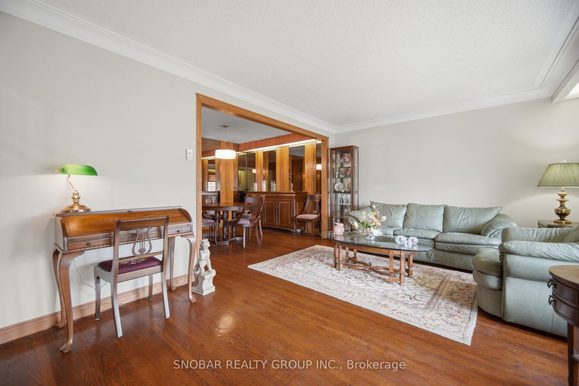 3176 Ibbetson Crescent, Mississauga, ON L5C 1Z2 photo 4