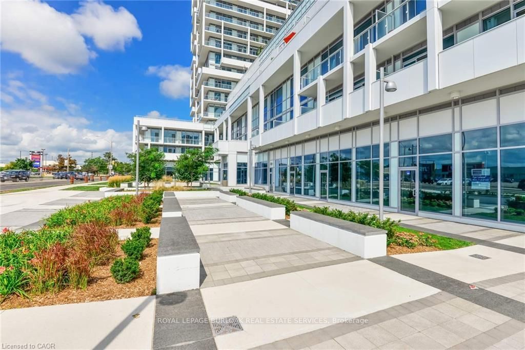 55 Speers Road 104, Oakville, ON L6K 0H9 photo 3