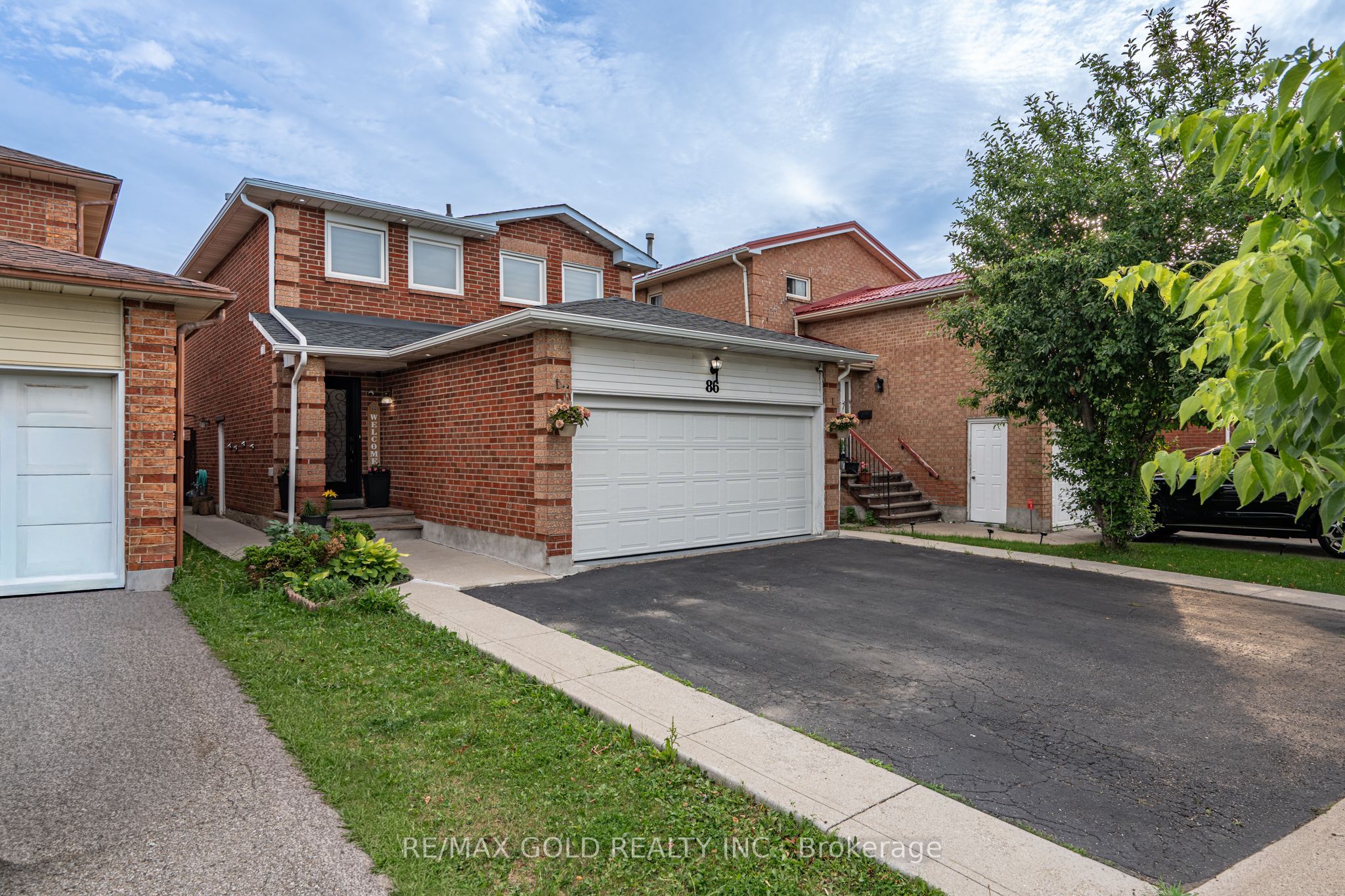 86 Whitehaven Drive, Brampton, ON L6Z 2R4 photo 3