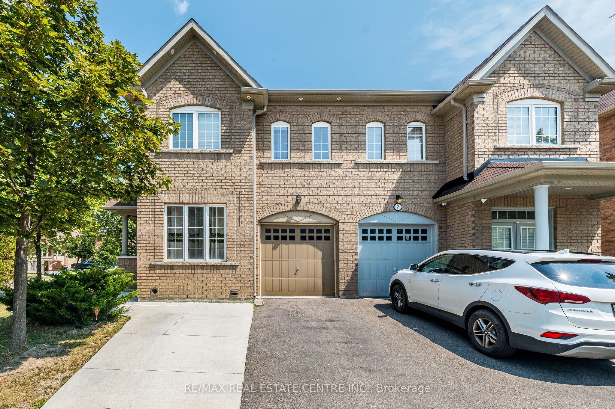 9 Loftsmoor Drive, Brampton, ON L6R 3R7 photo 5
