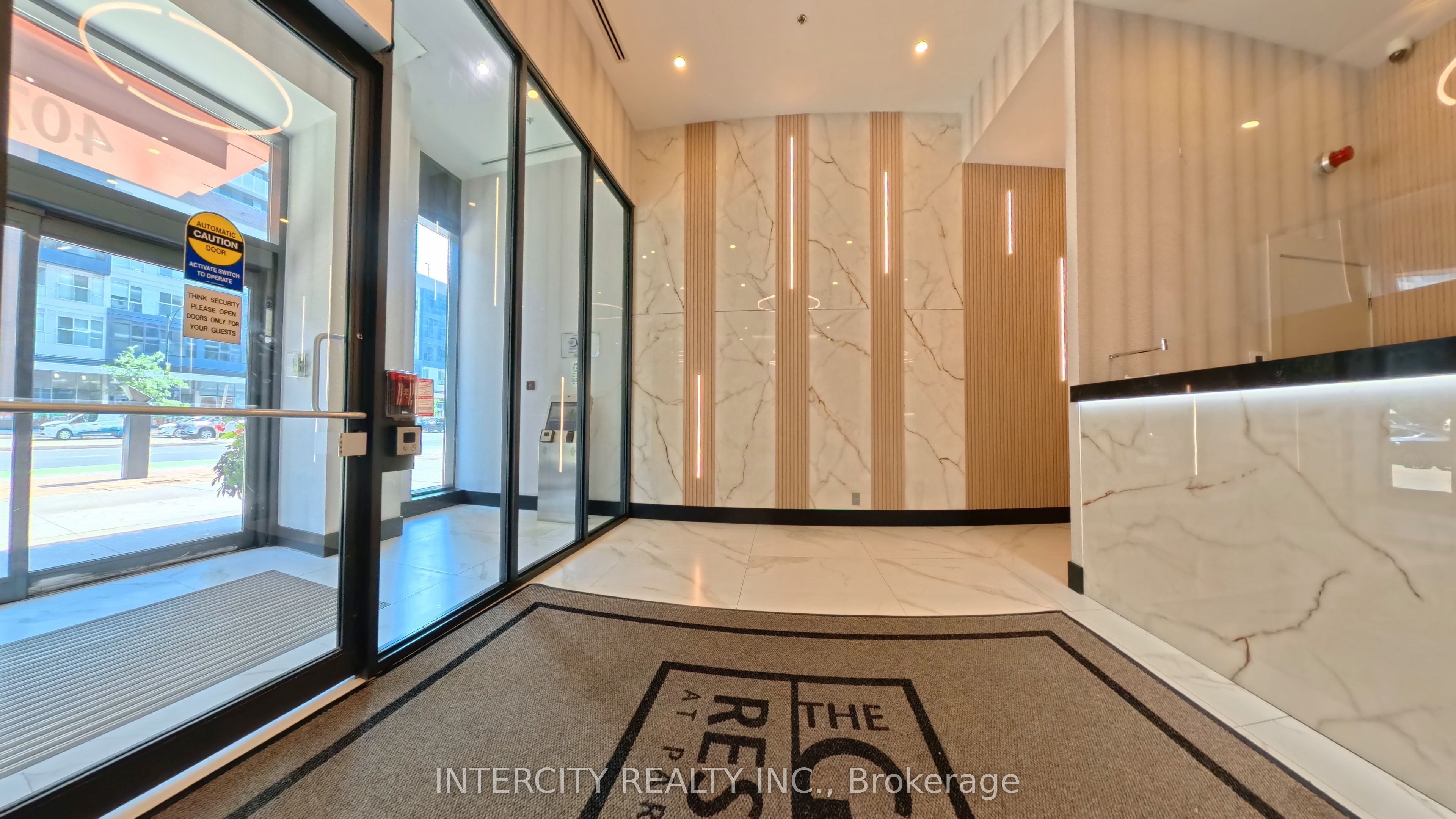 4070 Confederation Parkway 1009, Mississauga, ON L5B 0E9 photo 2