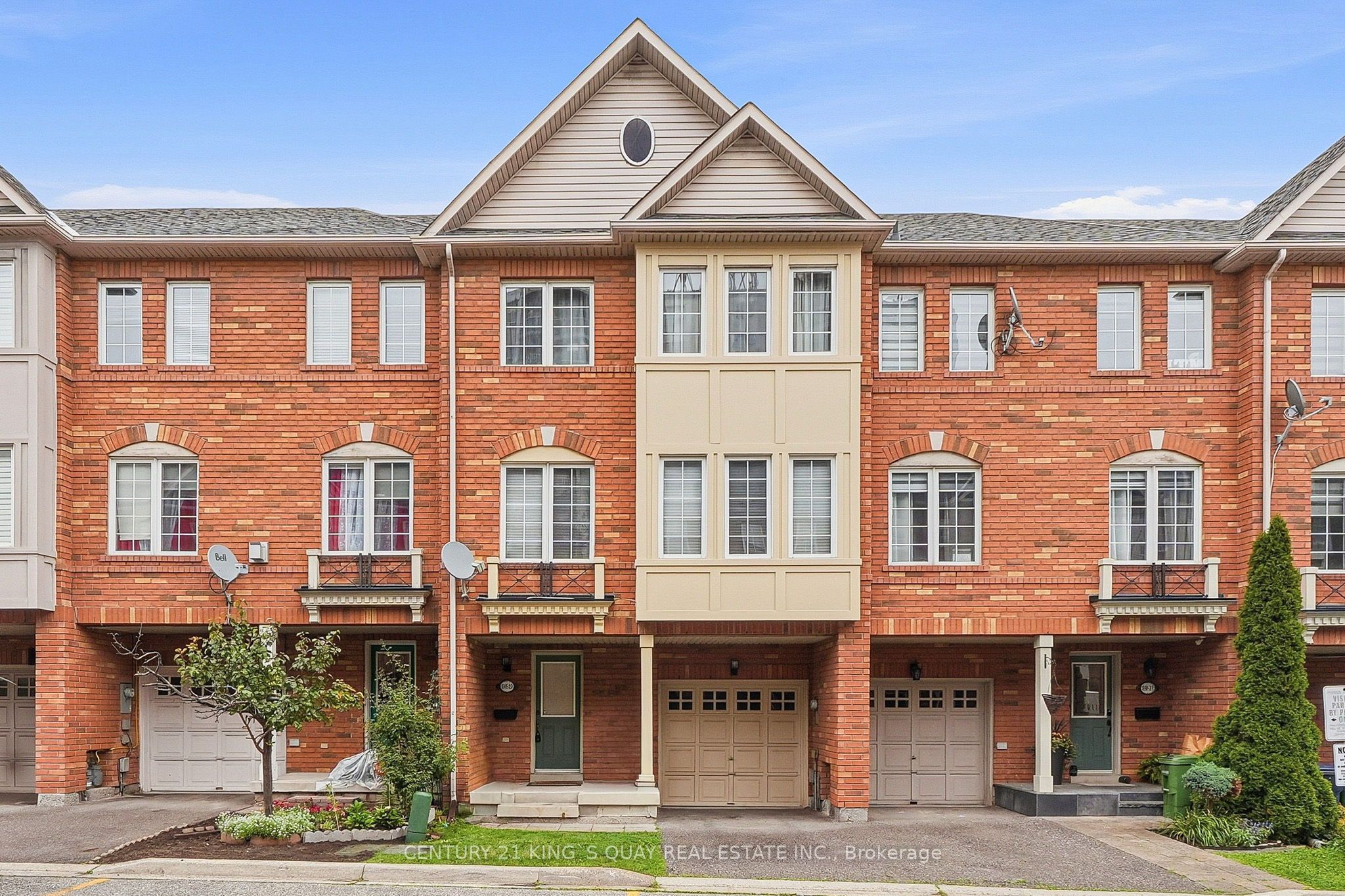 619 Evans Avenue 22, Toronto, ON M8W 2W4