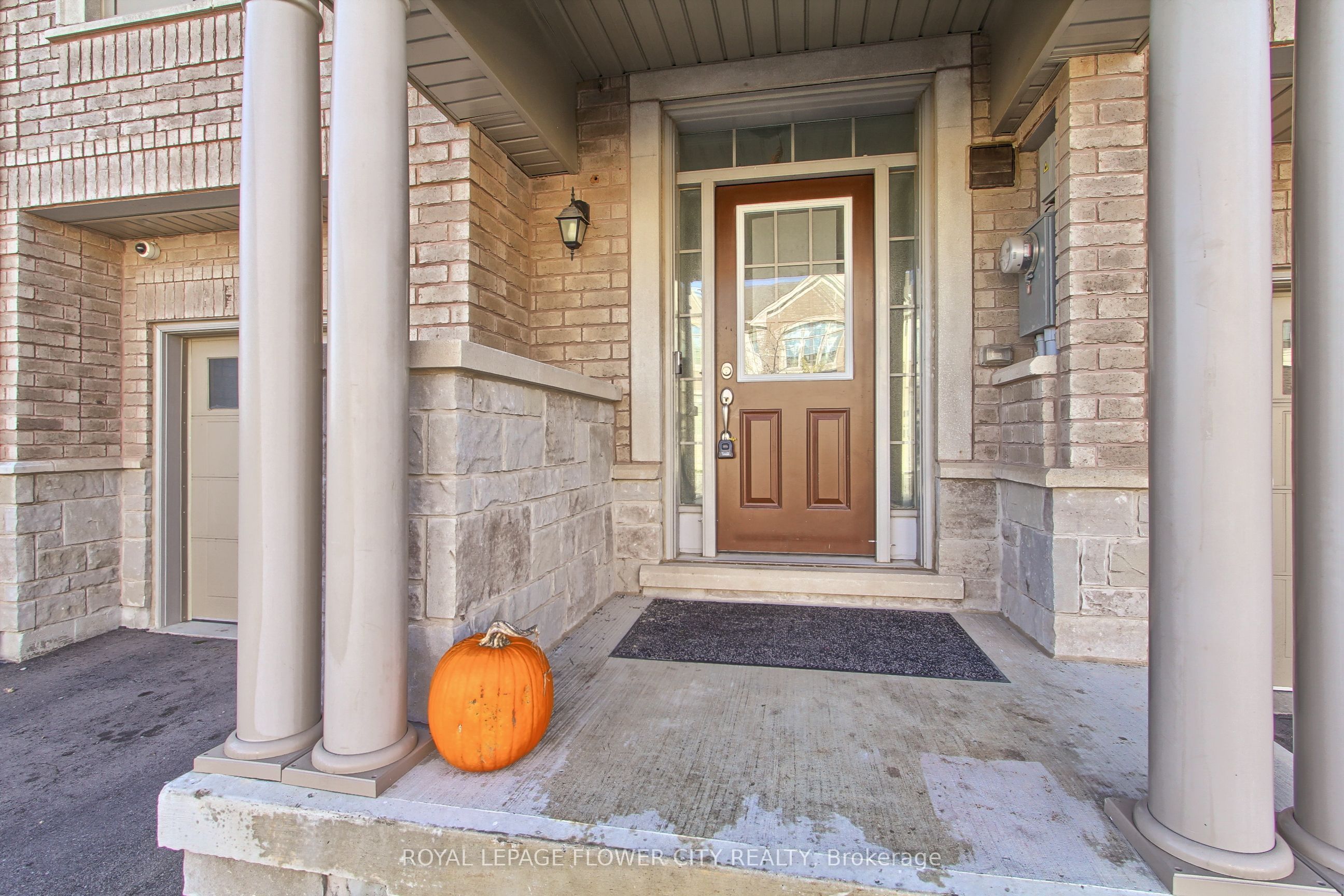 1311 Restivo Lane, Milton, ON L9E 1J9 photo 5