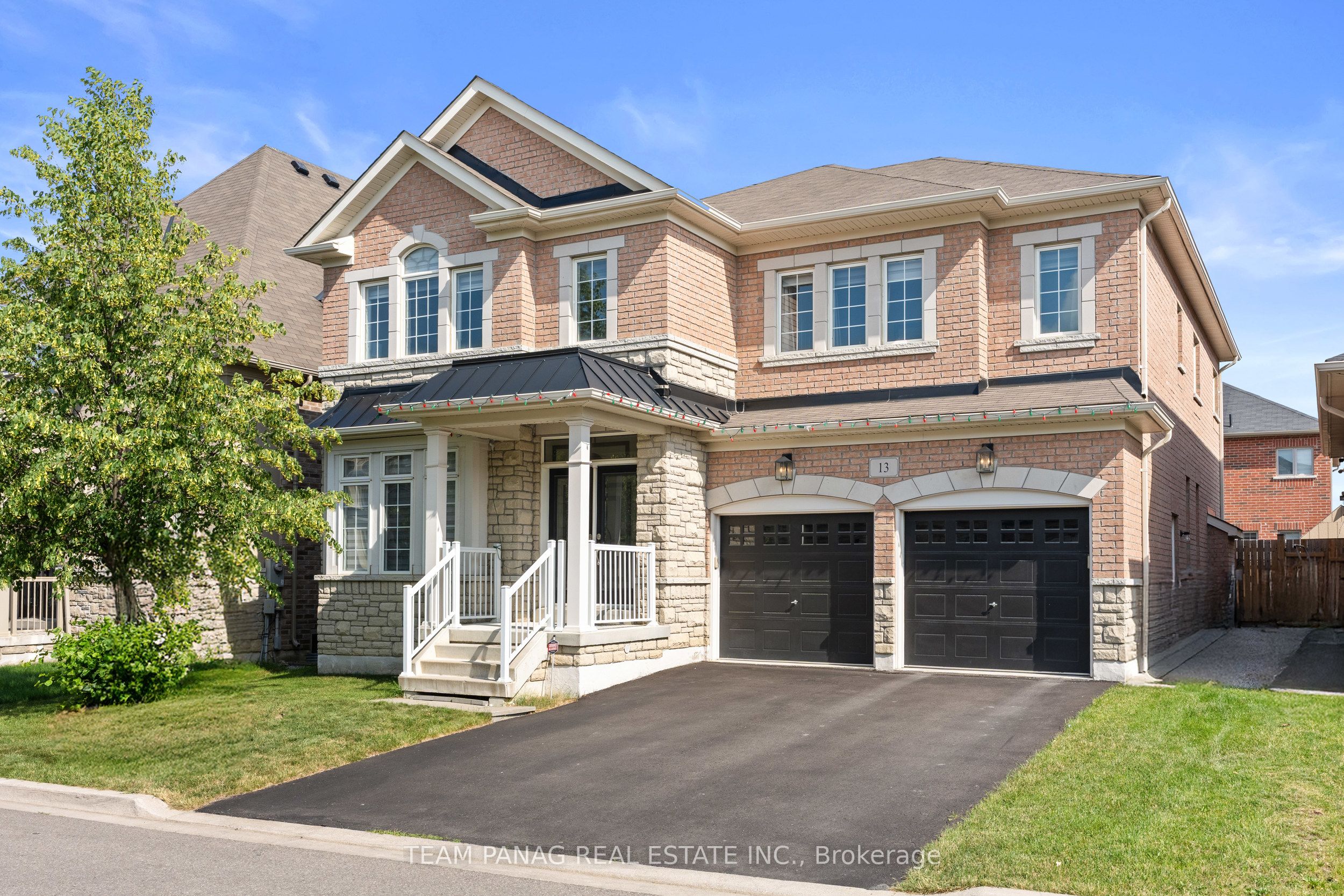 13 Venue Road, Brampton, ON L6P 4E5 photo 2