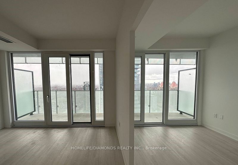 3883 QUARTZ Road 3402, Mississauga, ON L5B 0M4 photo 2