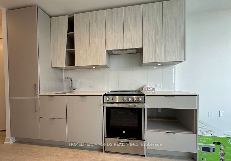 3883 QUARTZ Road 3402, Mississauga, ON L5B 0M4 photo 4