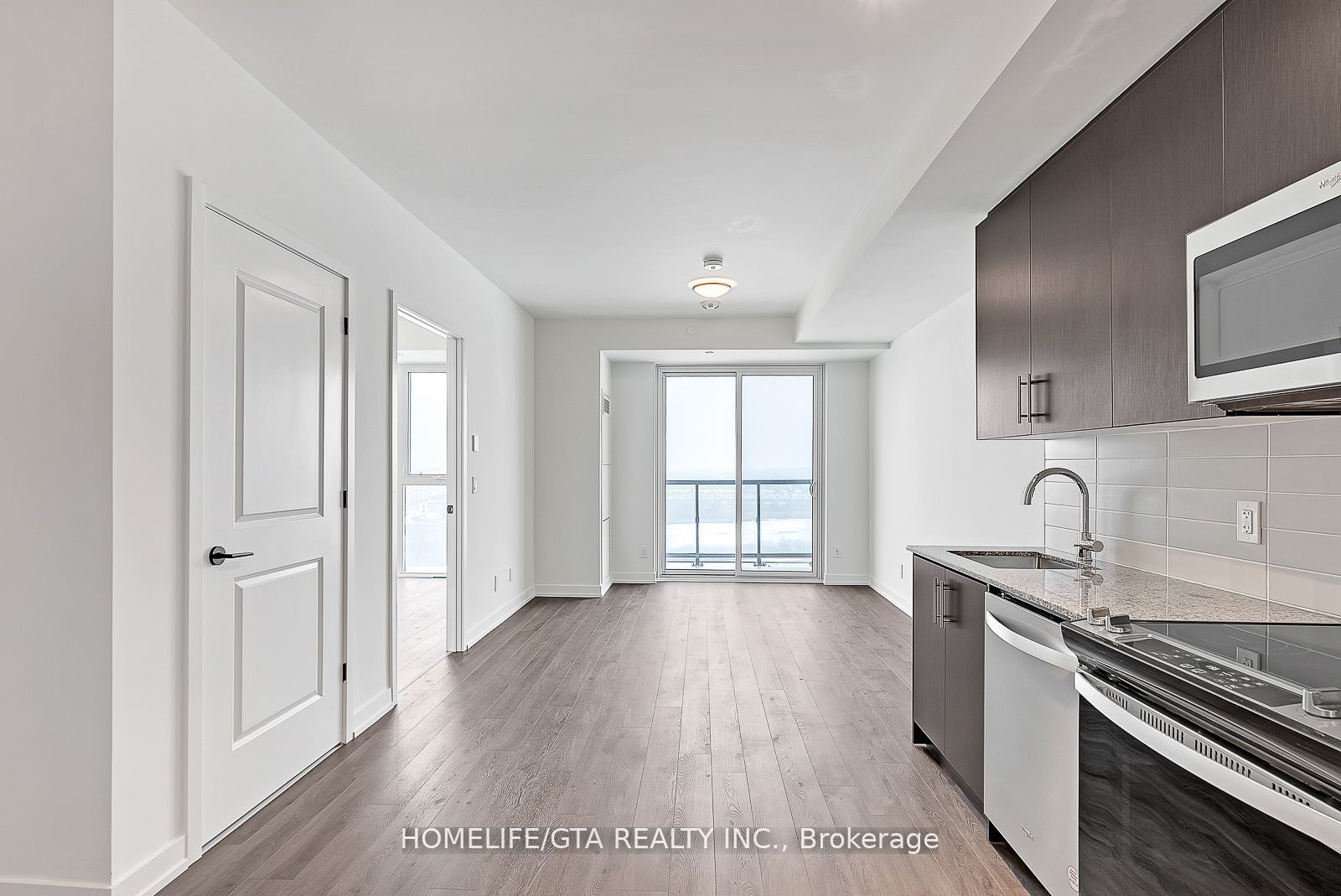 345 Wheat Boom Drive 1205, Oakville, ON L6H 7X4 photo 4