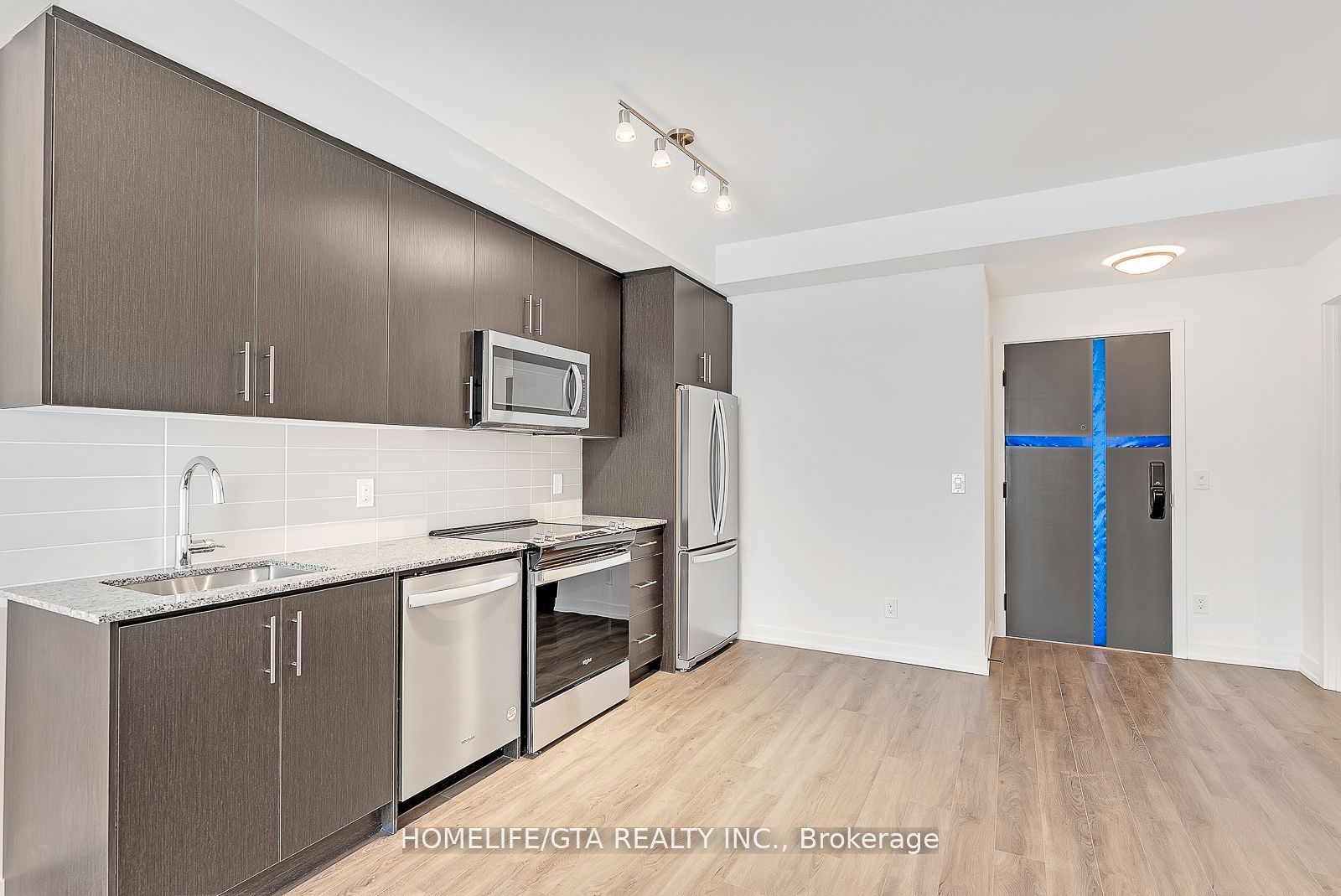 345 Wheat Boom Drive 1205, Oakville, ON L6H 7X4 photo 5