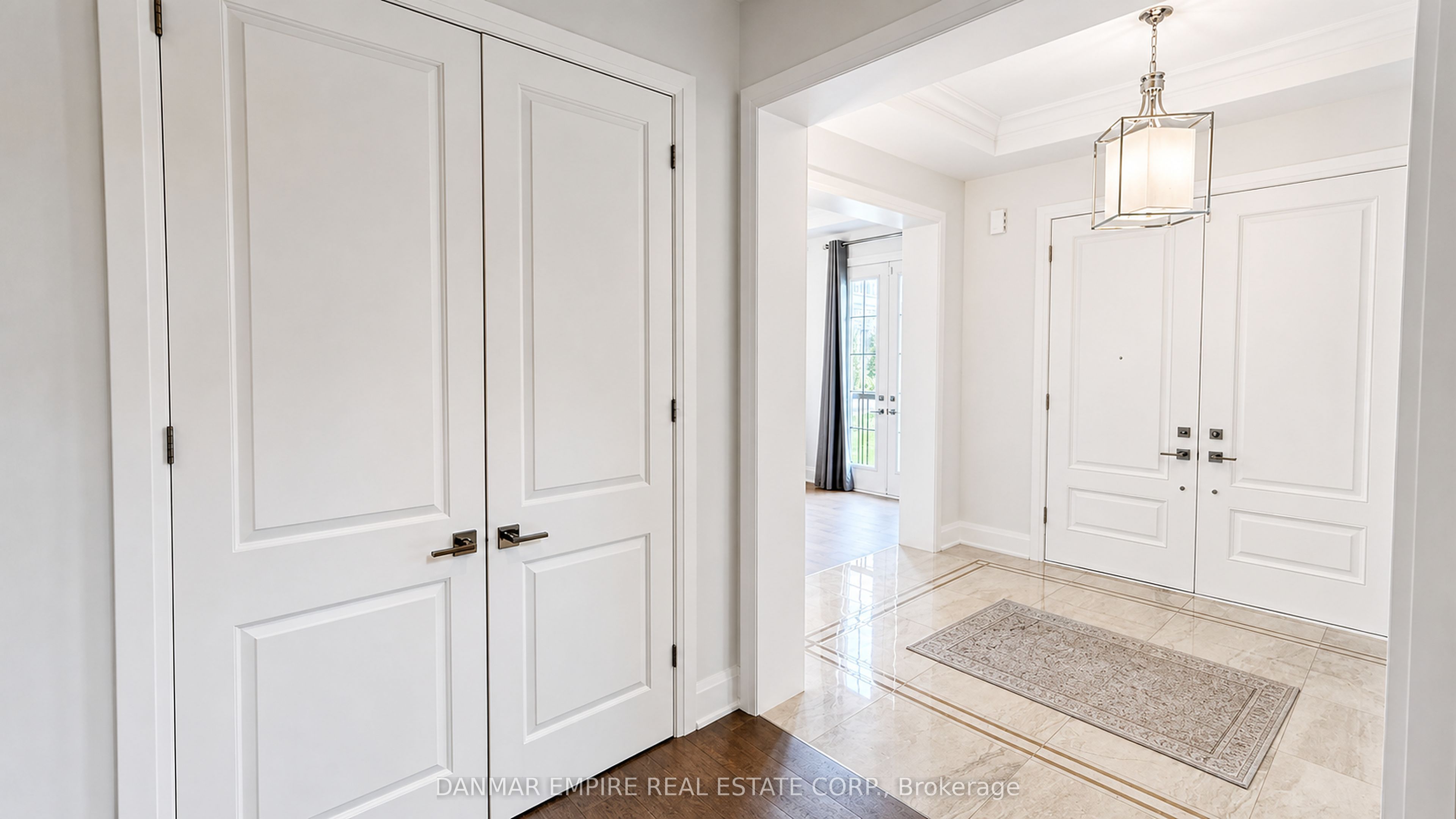 2193 Grayson Green Court, Oakville, ON L6J 0E6 photo 3
