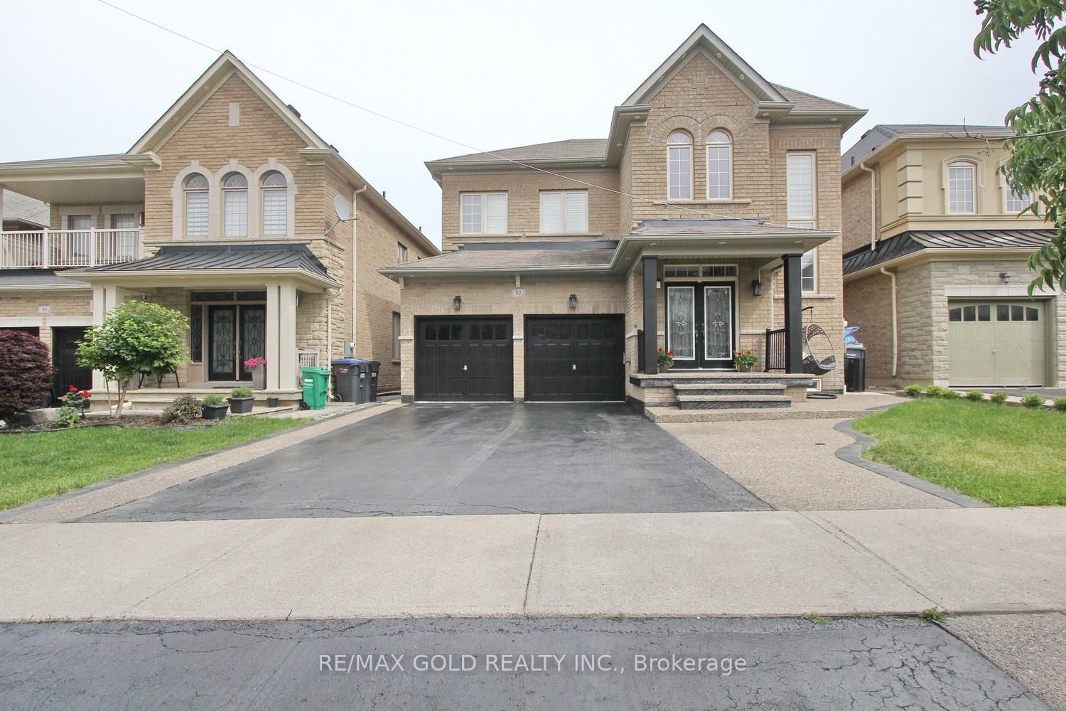 52 Bear Run Road, Brampton, ON L6X 0E4