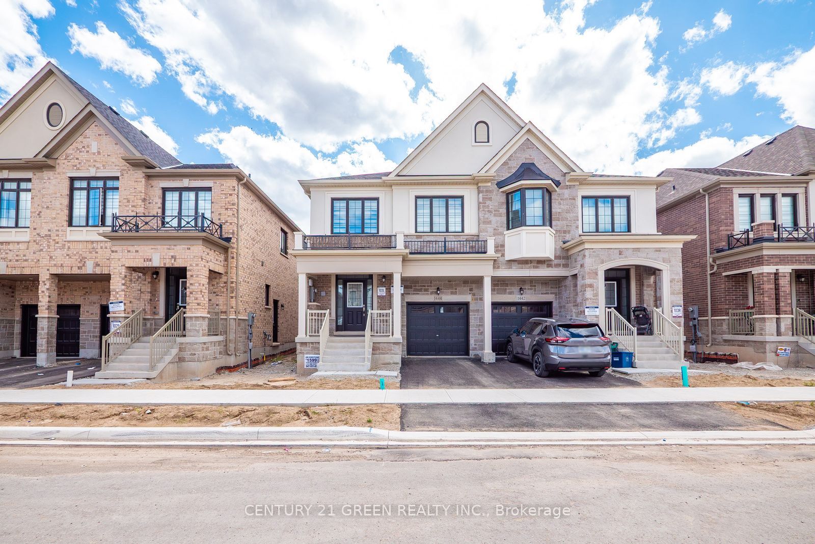 1444 Savoline Boulevard, Milton, ON L9E 2E9 photo 2