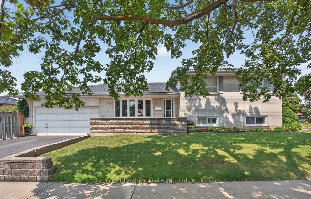 333 Jeffcoat Drive, Toronto, ON M9W 3E4 photo 2