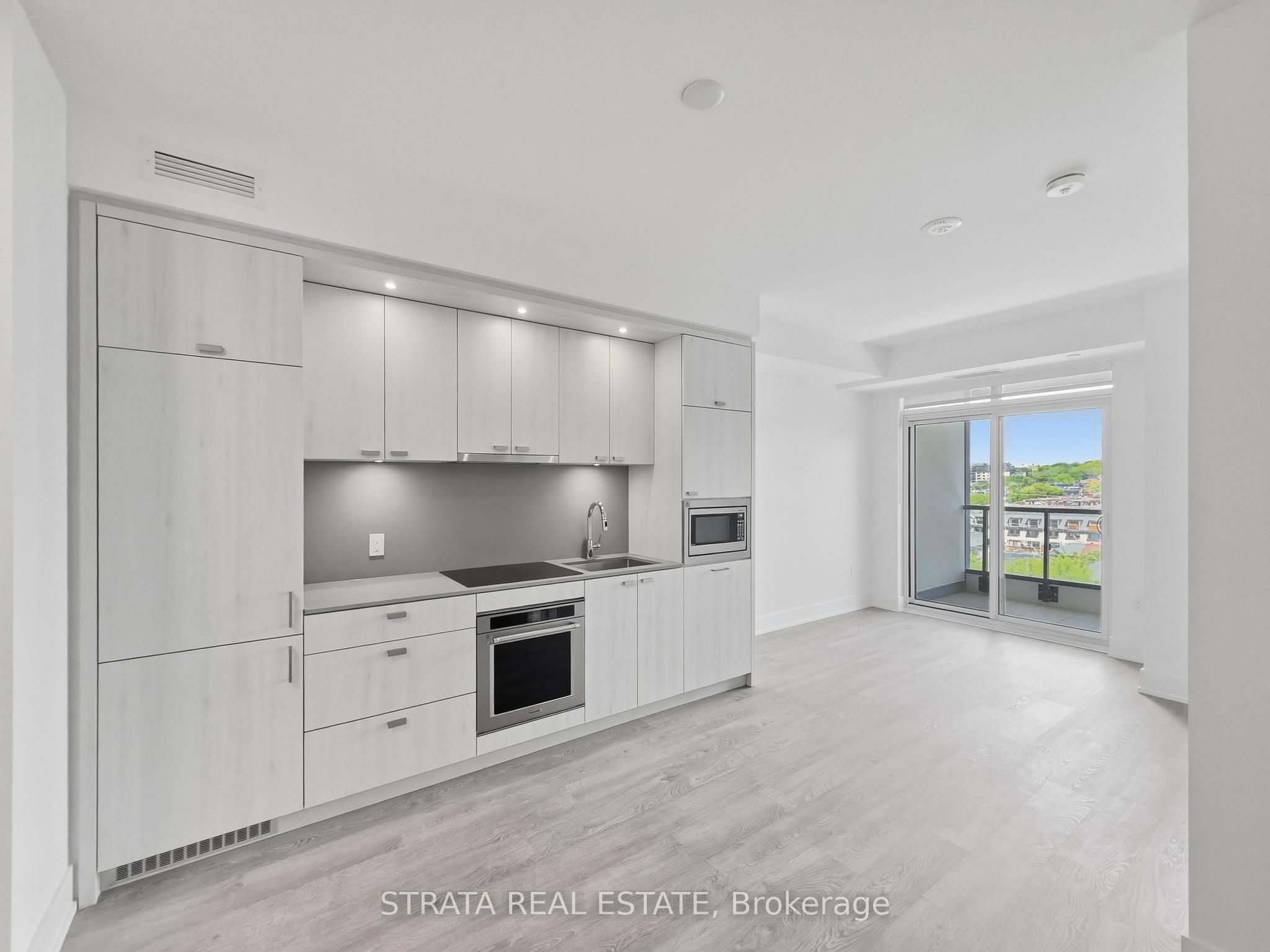 858 Dupont Street 709, Toronto, ON M6G 0C1