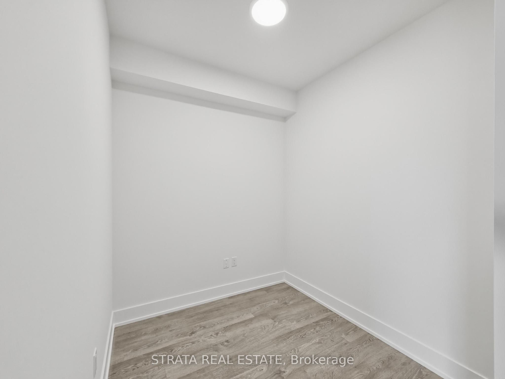 858 Dupont Street 709, Toronto, ON M6G 0C1 photo 3