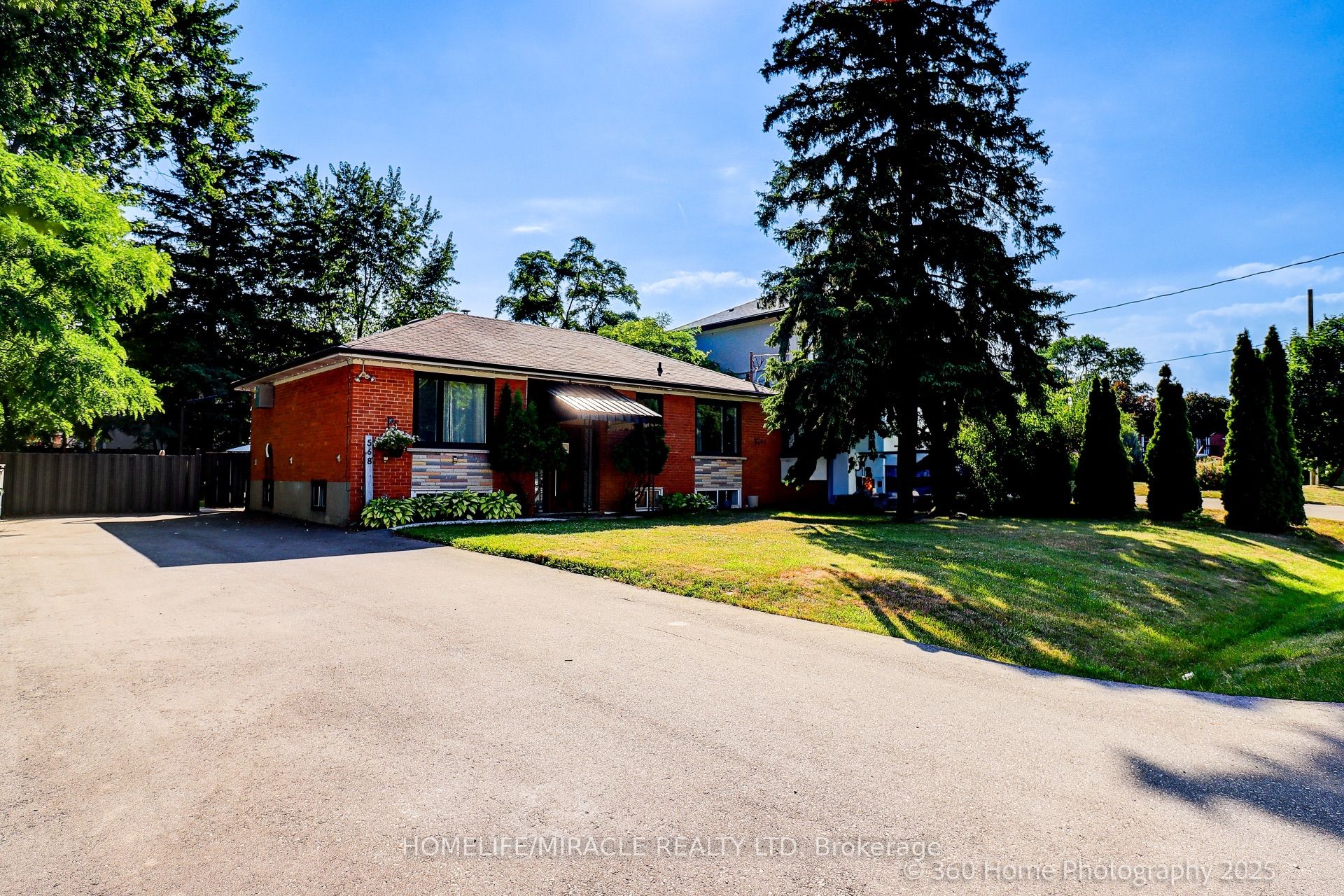 568 Weir Avenue, Oakville, ON L6L 4X4 photo 2