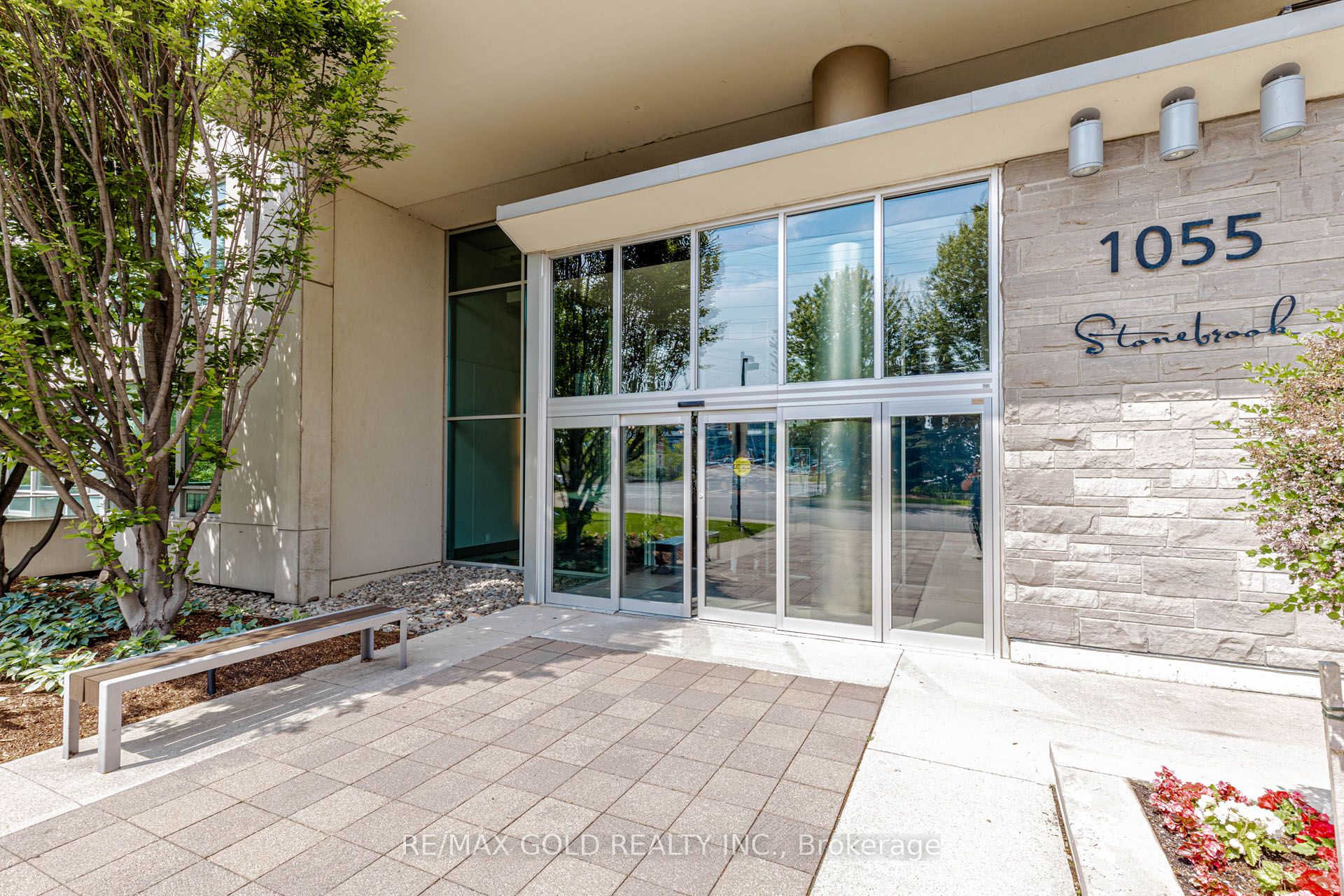 1055 Southdown Road 313, Mississauga, ON L5J 0A3 photo 5