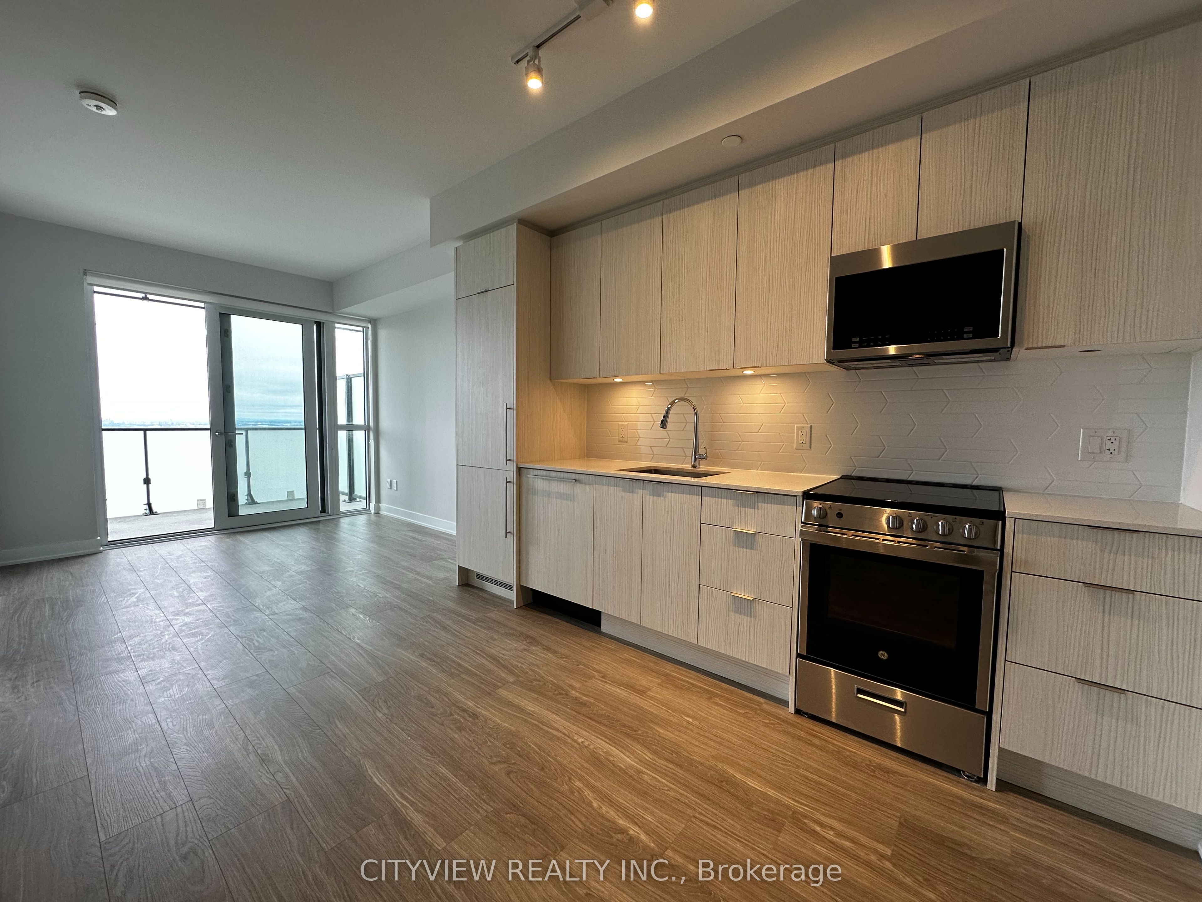 430 Square One Drive 4909, Mississauga, ON L5B 0L6 photo 2